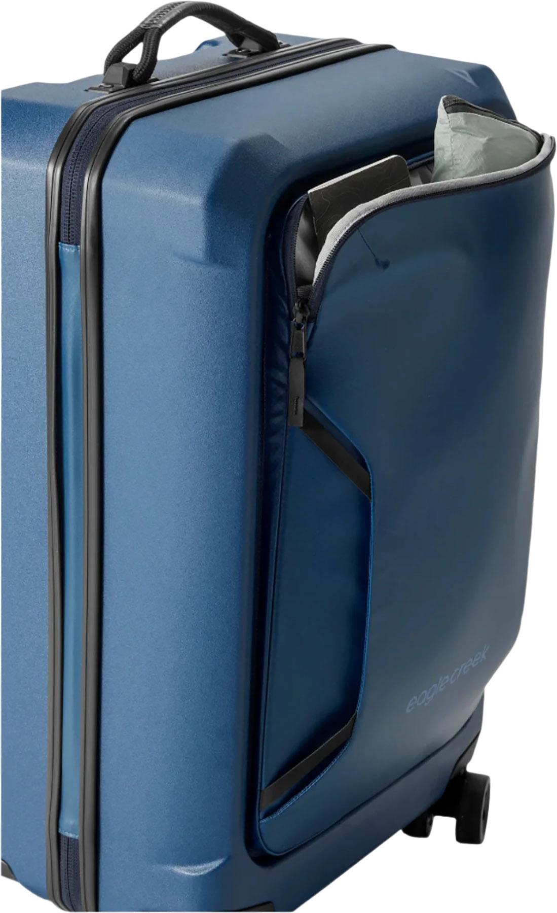 Product gallery image number 4 for product Tarmac 4-Wheeled Luggage 26" 67L