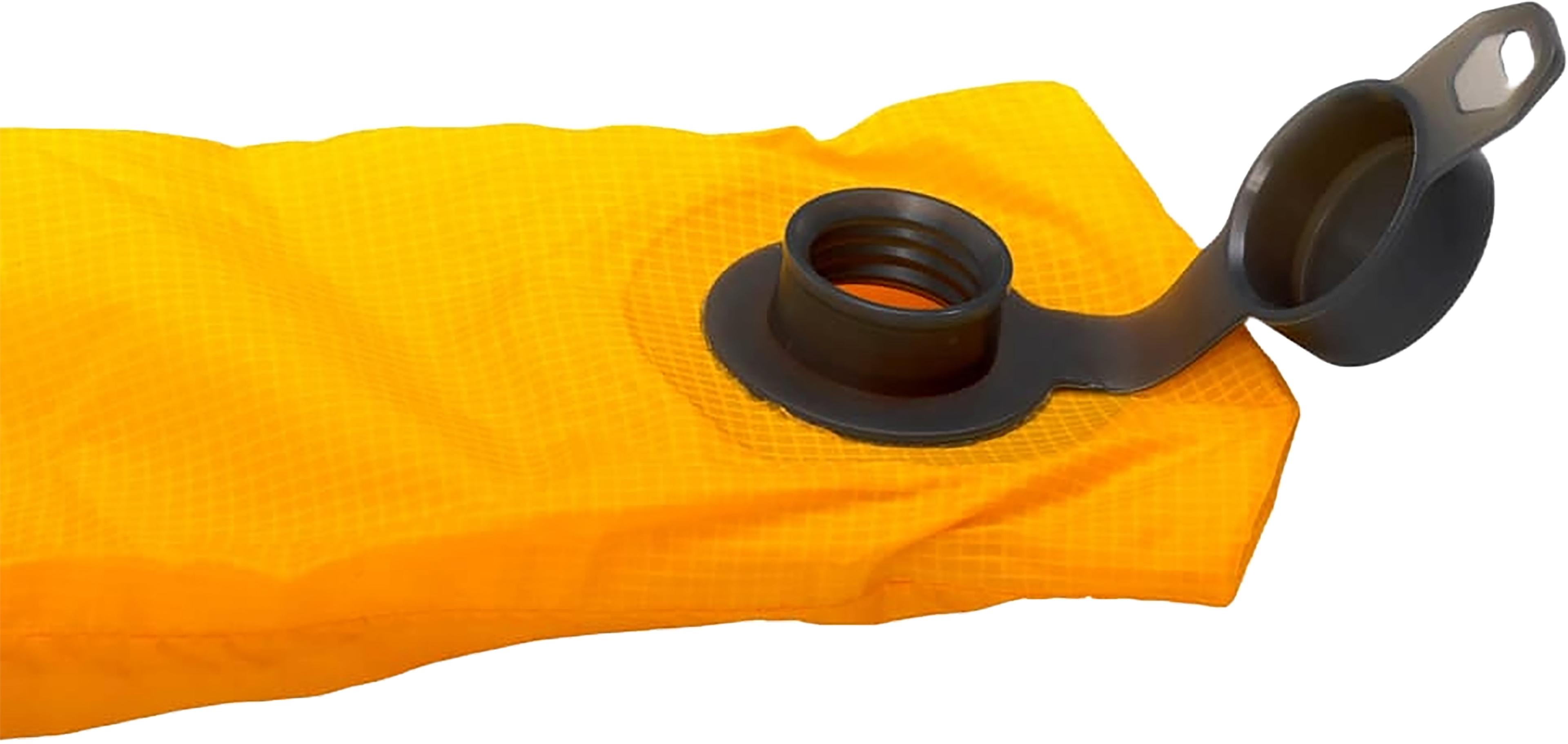 Product gallery image number 3 for product Schnozzel Ultralight Pumpbag - Medium