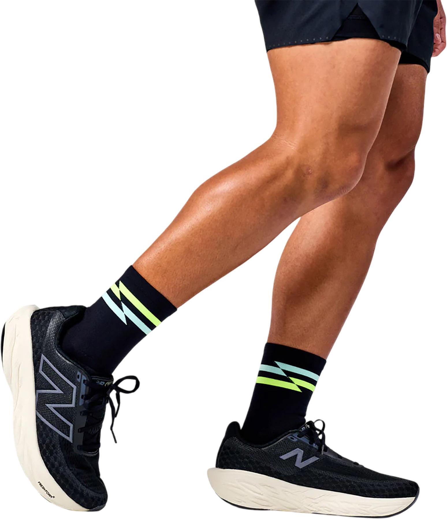 Product gallery image number 3 for product Chaussettes mi-mollet ultraminces avec matelassage ultra léger Elite - Unisexe