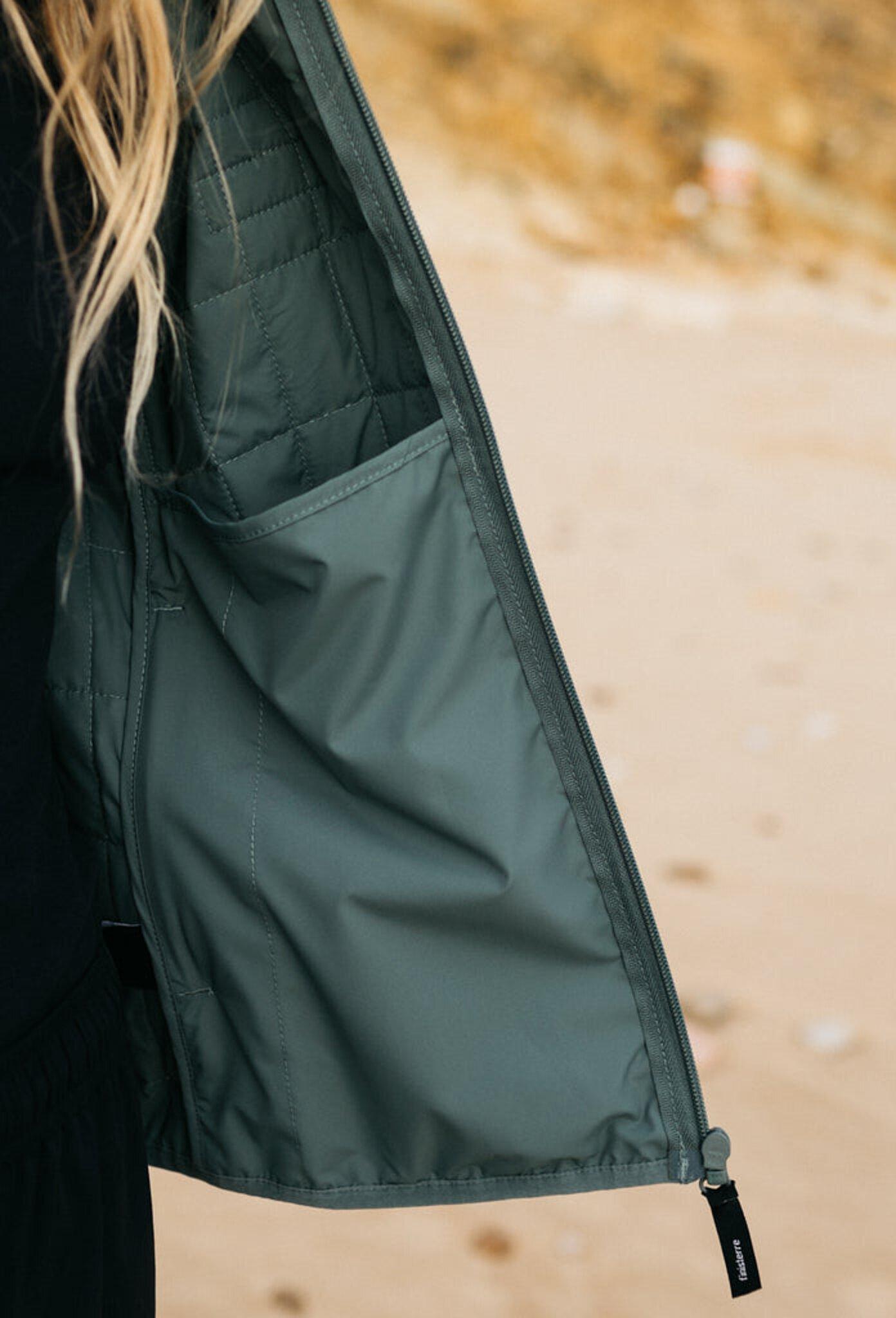 Numéro de l'image de la galerie de produits 2 pour le produit Manteau à capuche Firecrest - Femme