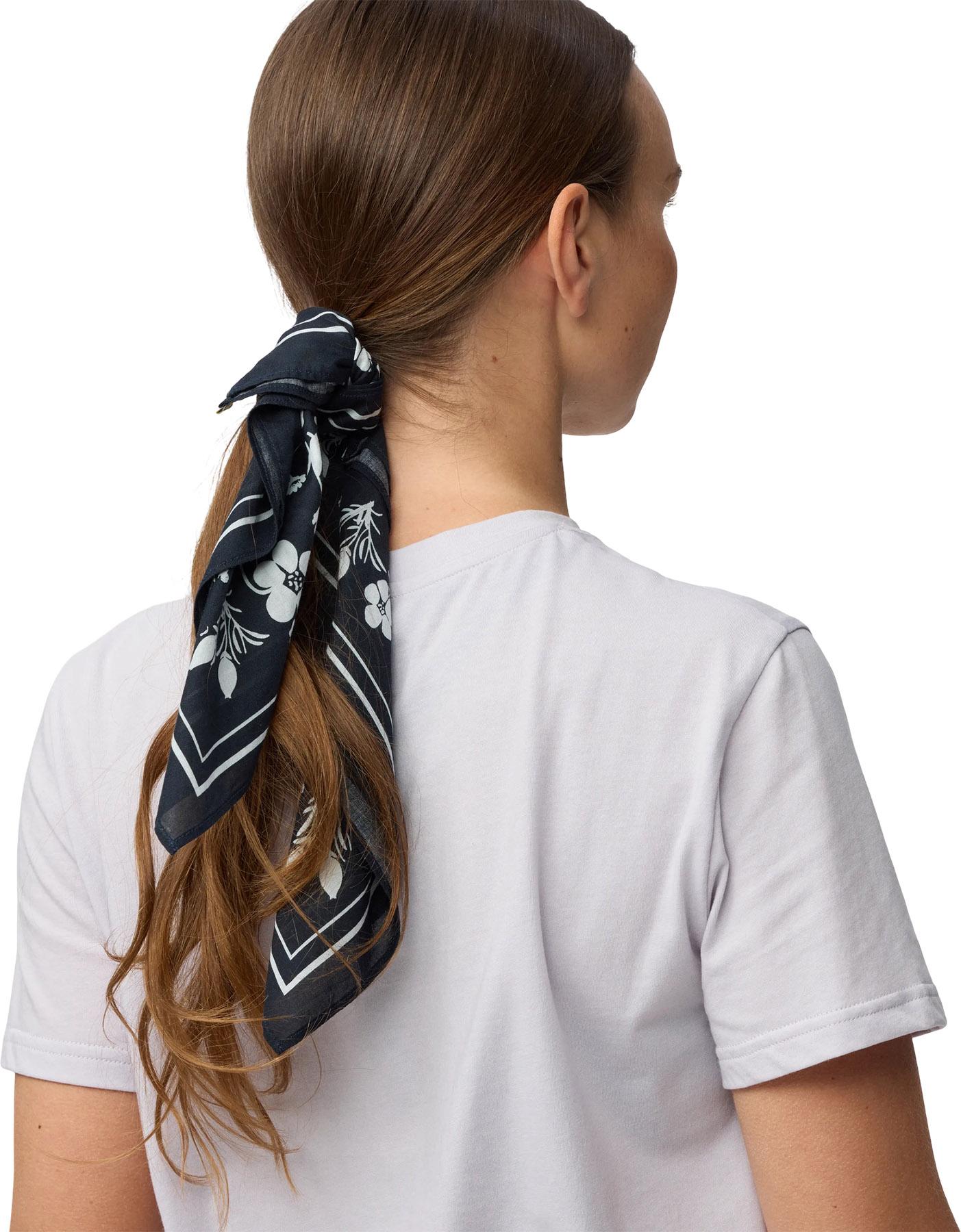 Product gallery image number 4 for product Fjällblomster Bandana - Unisex