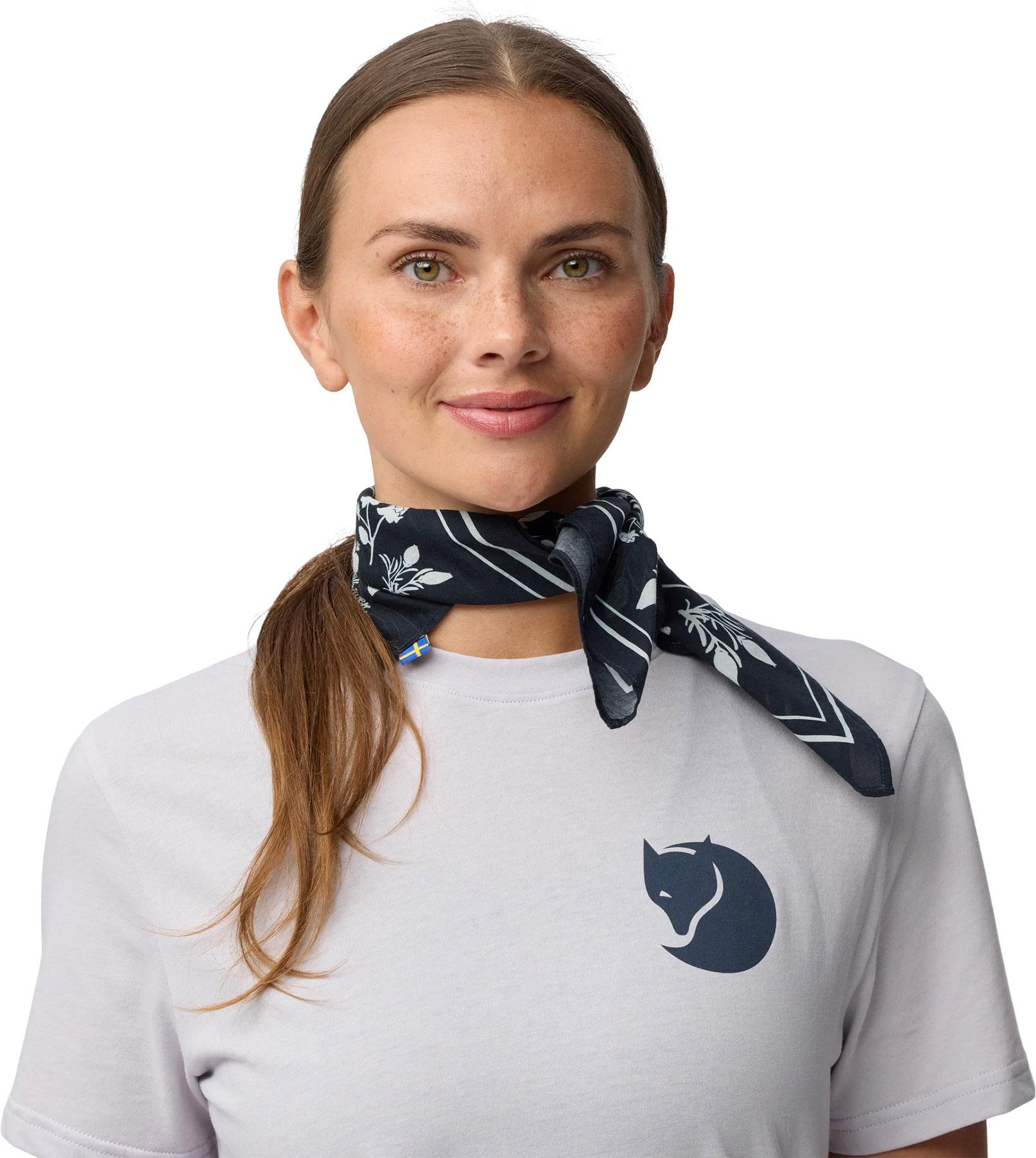 Product gallery image number 5 for product Fjällblomster Bandana - Unisex