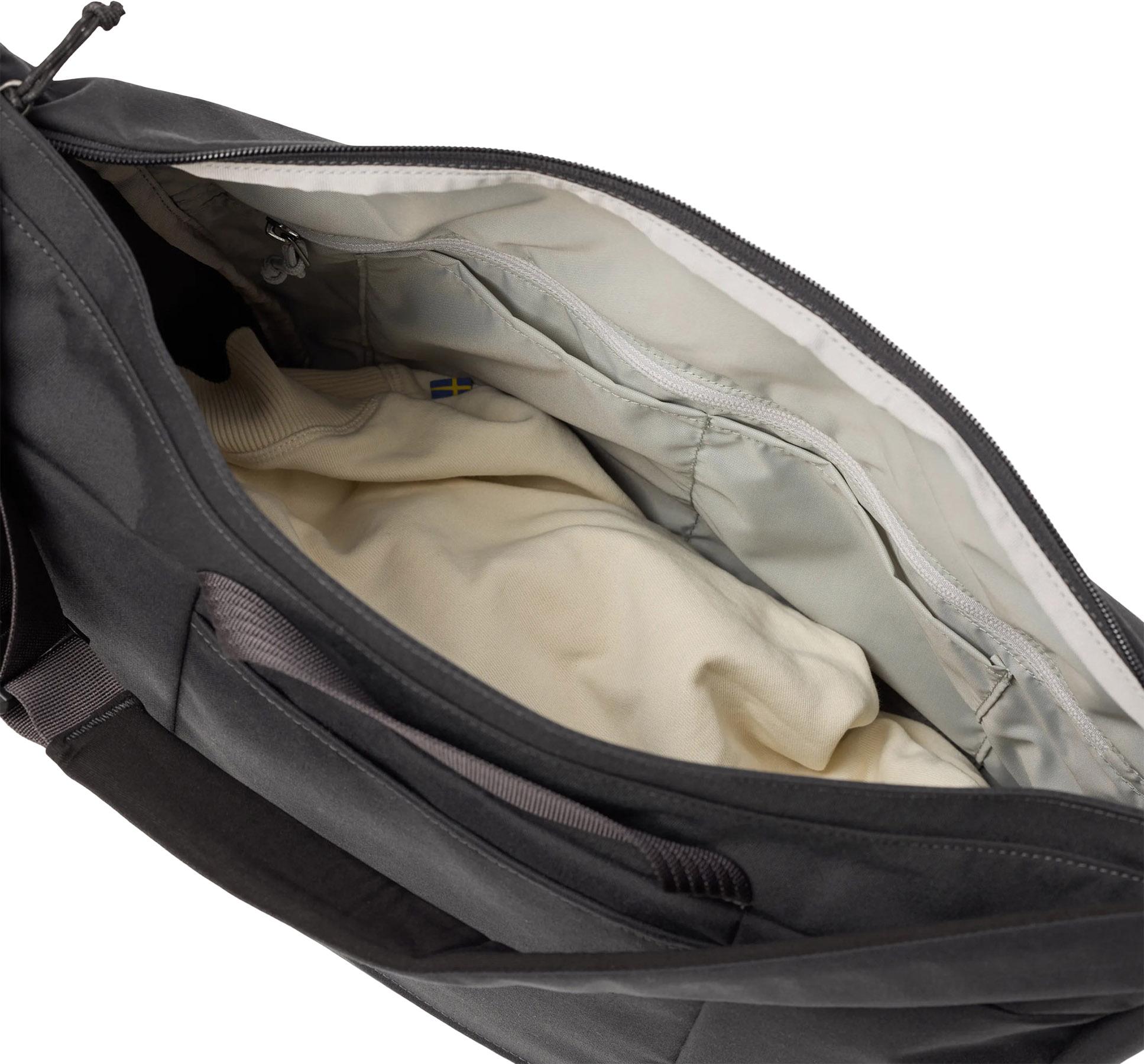 Product gallery image number 4 for product Färden Crossbody Bag 18L