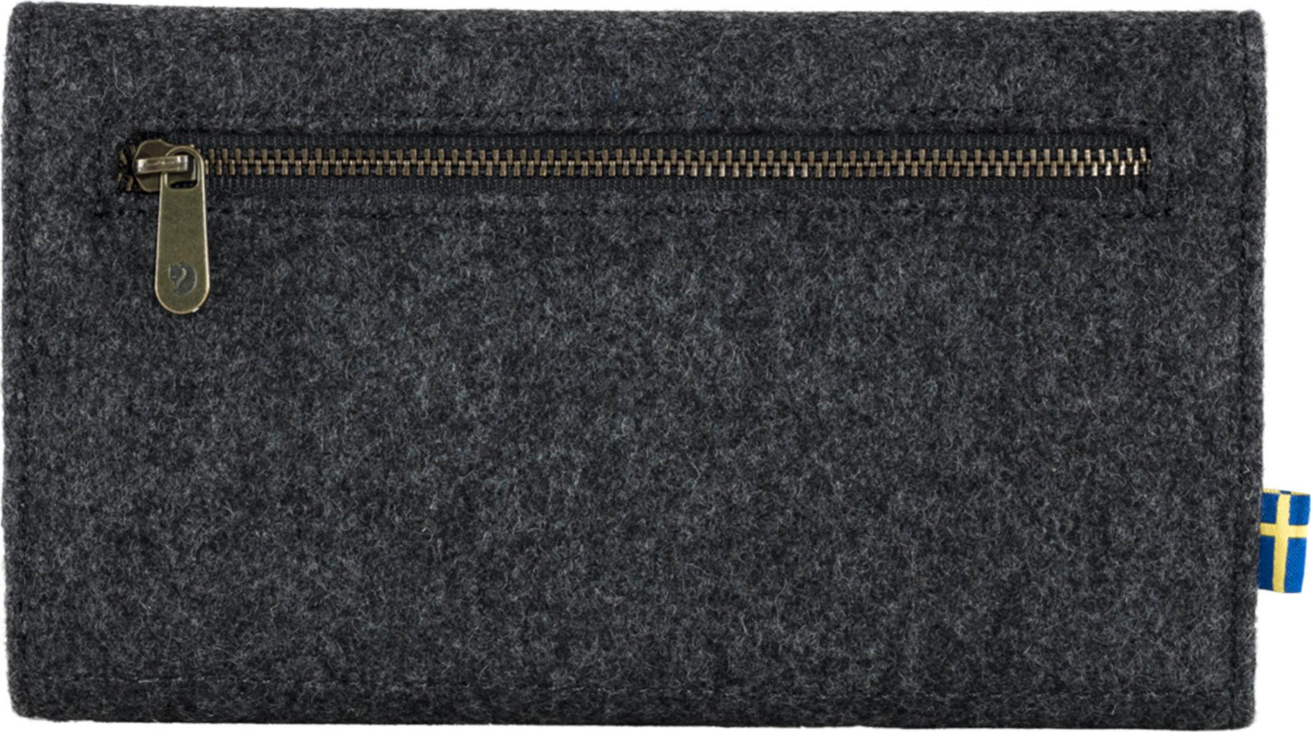Product gallery image number 2 for product Norrvåge Travel Wallet - Unisex