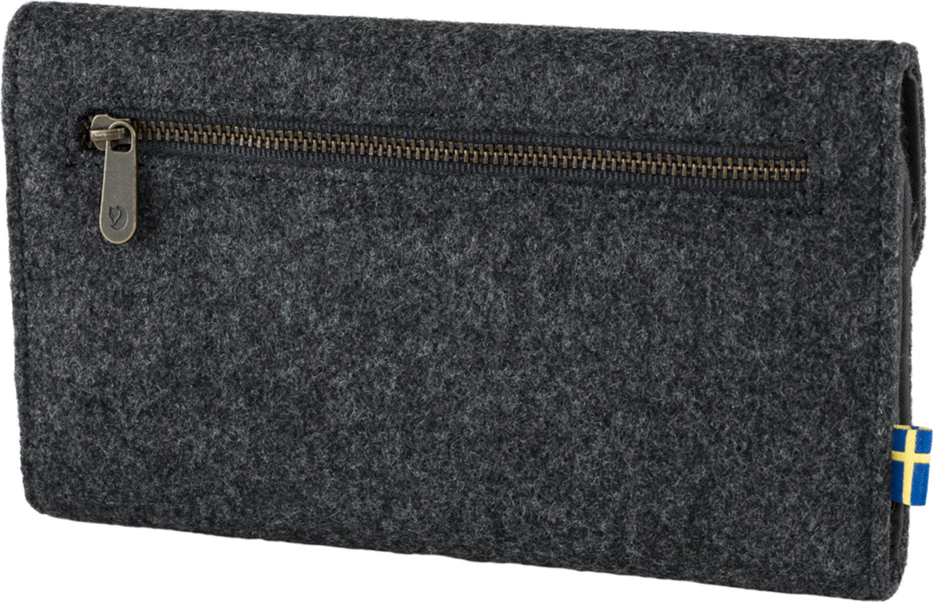 Product gallery image number 4 for product Norrvåge Travel Wallet - Unisex