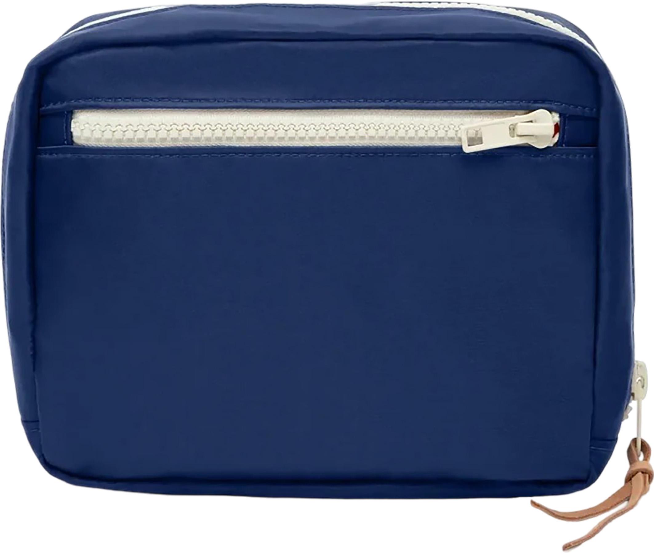 Product gallery image number 3 for product Wash Kit 4L