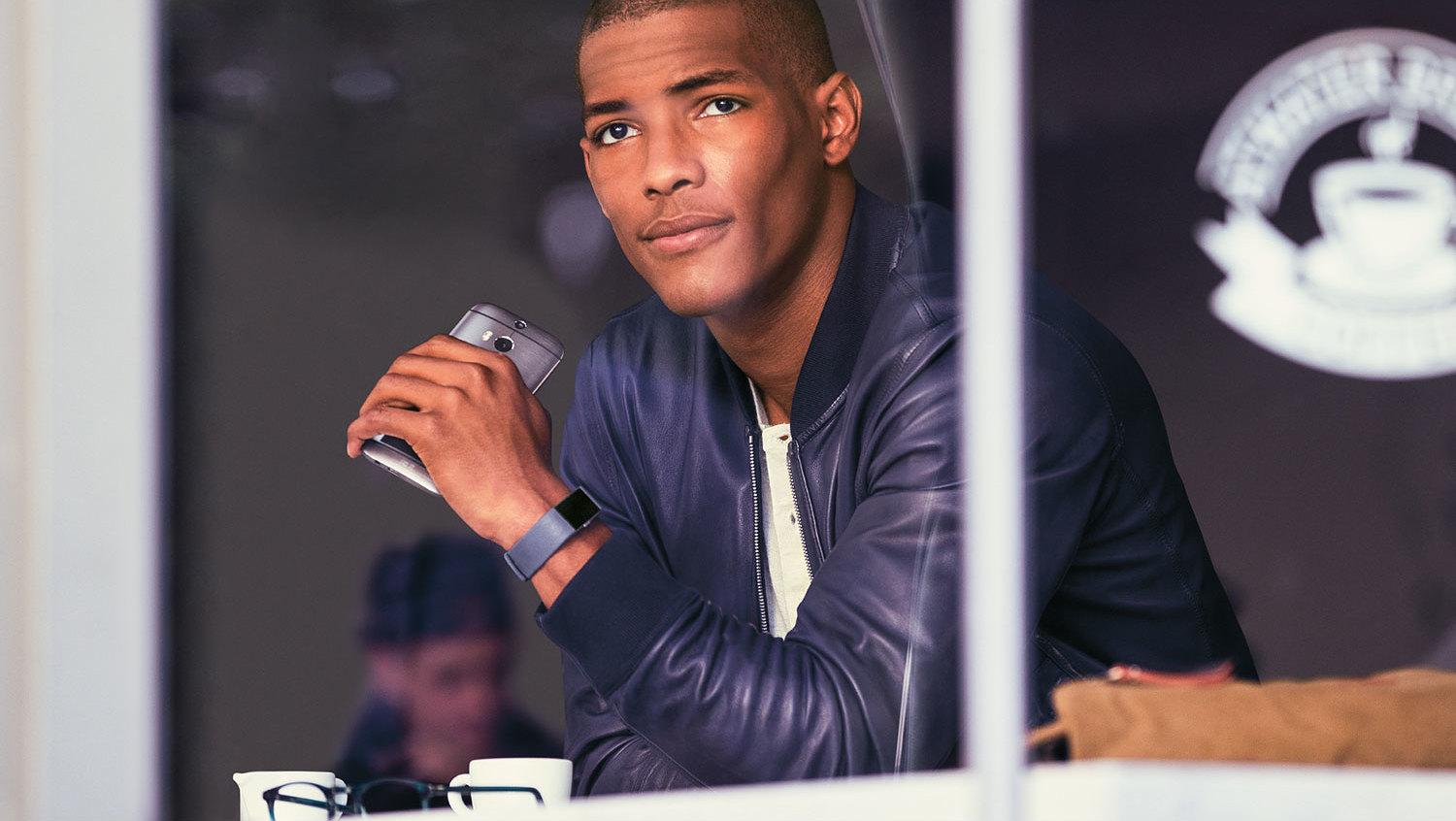 Product gallery image number 2 for product Charge 2 Accessory Band Leather