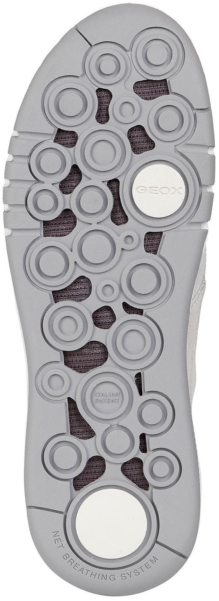 Product gallery image number 2 for product Aerantis Sneaker - Women's