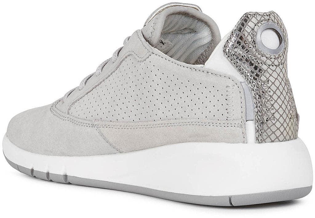 Product gallery image number 7 for product Aerantis Sneaker - Women's