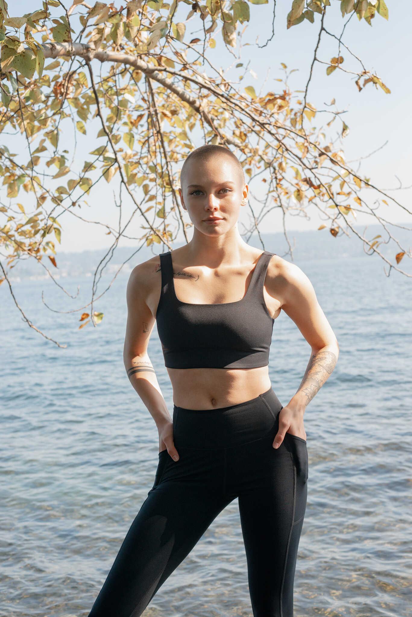 Product gallery image number 3 for product Compressive High-Rise 23.75 In Pocket Legging - Women's