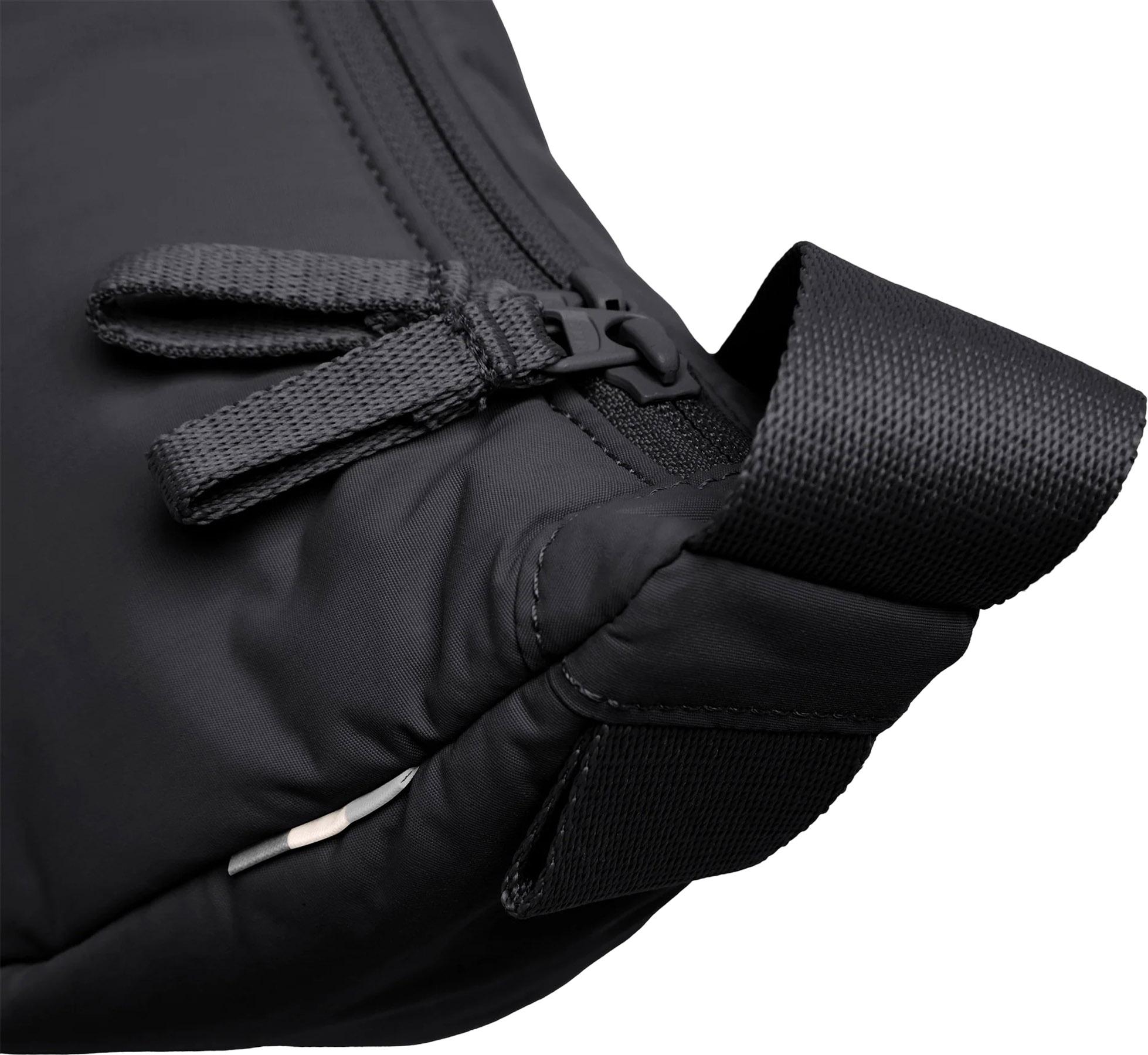 Product gallery image number 4 for product Cloud Moon Bag 4L - Small