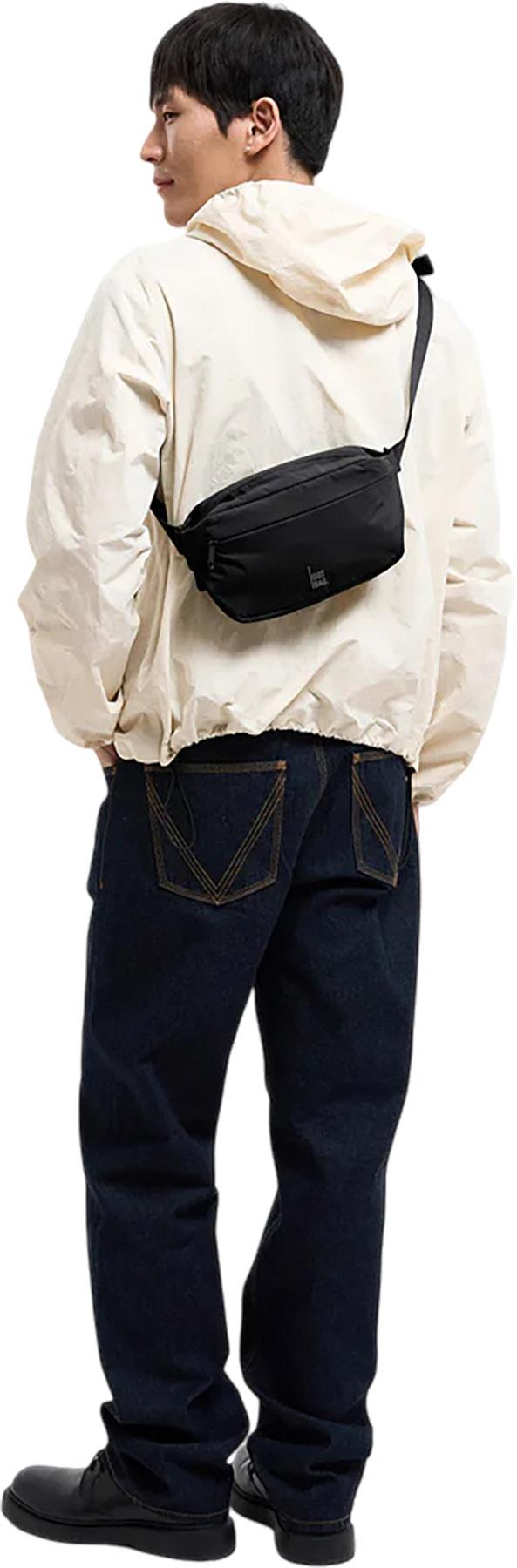 Product gallery image number 2 for product Adapt Sling Bag 2.8L