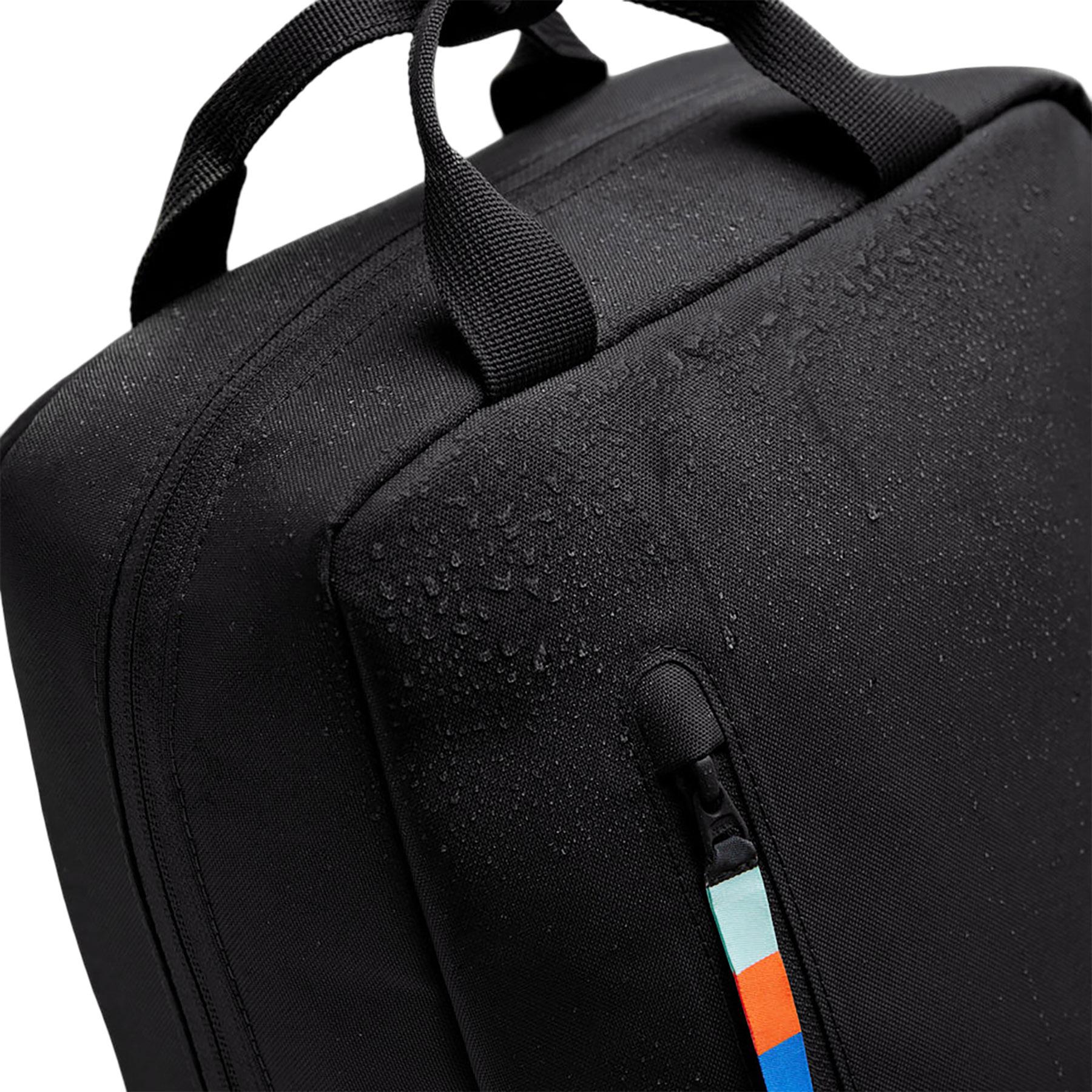 Product gallery image number 3 for product 2.0 Daypack 11L