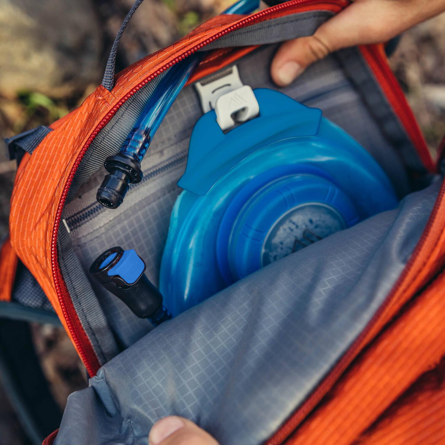 Product gallery image number 8 for product Citro 24L H2O Hydration Pack - Men's