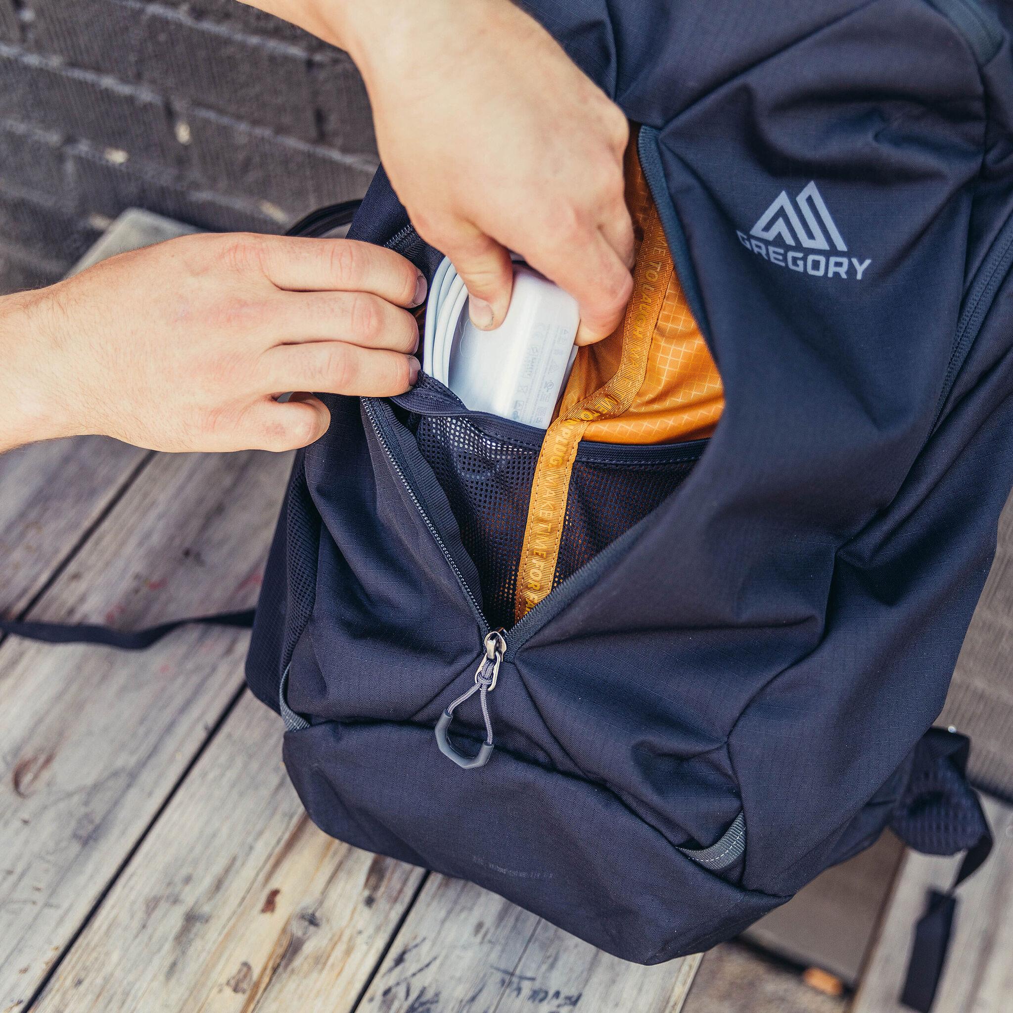 Product gallery image number 3 for product Rhune 20L Daypack - Unisex