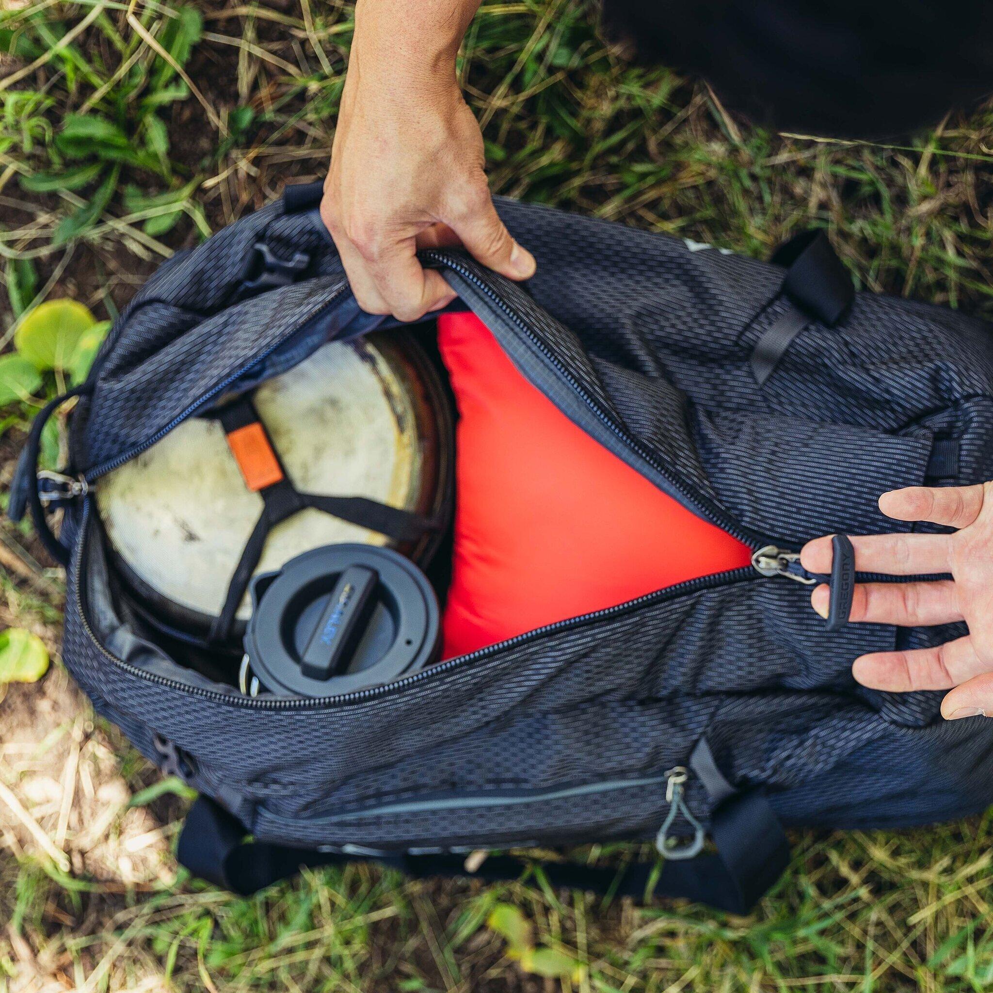 Product gallery image number 3 for product Supply Duffel 40L