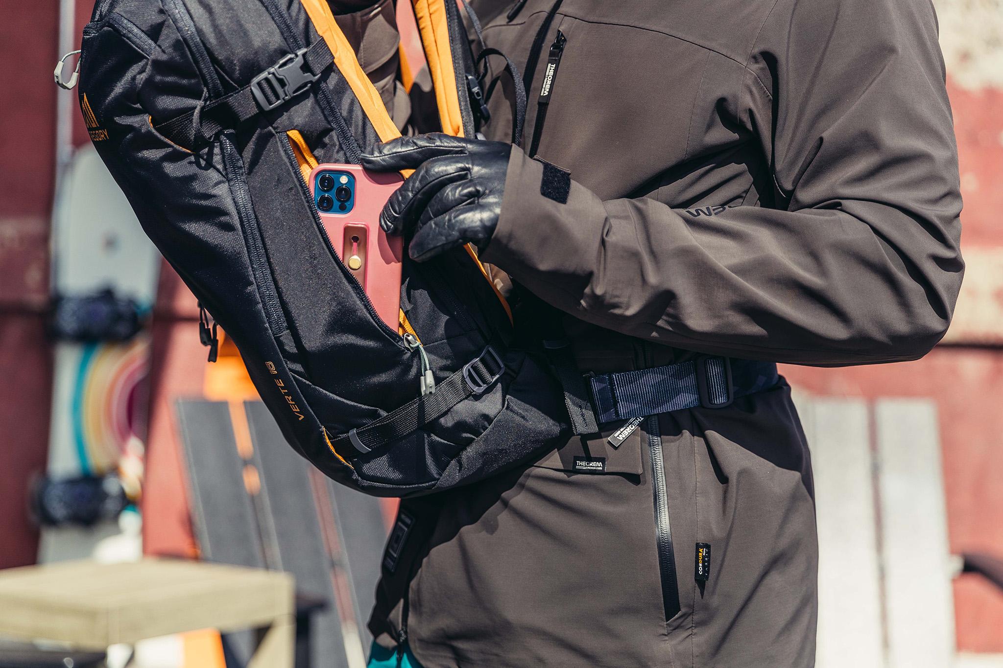 Product gallery image number 8 for product Verte 18L Pack - Unisex