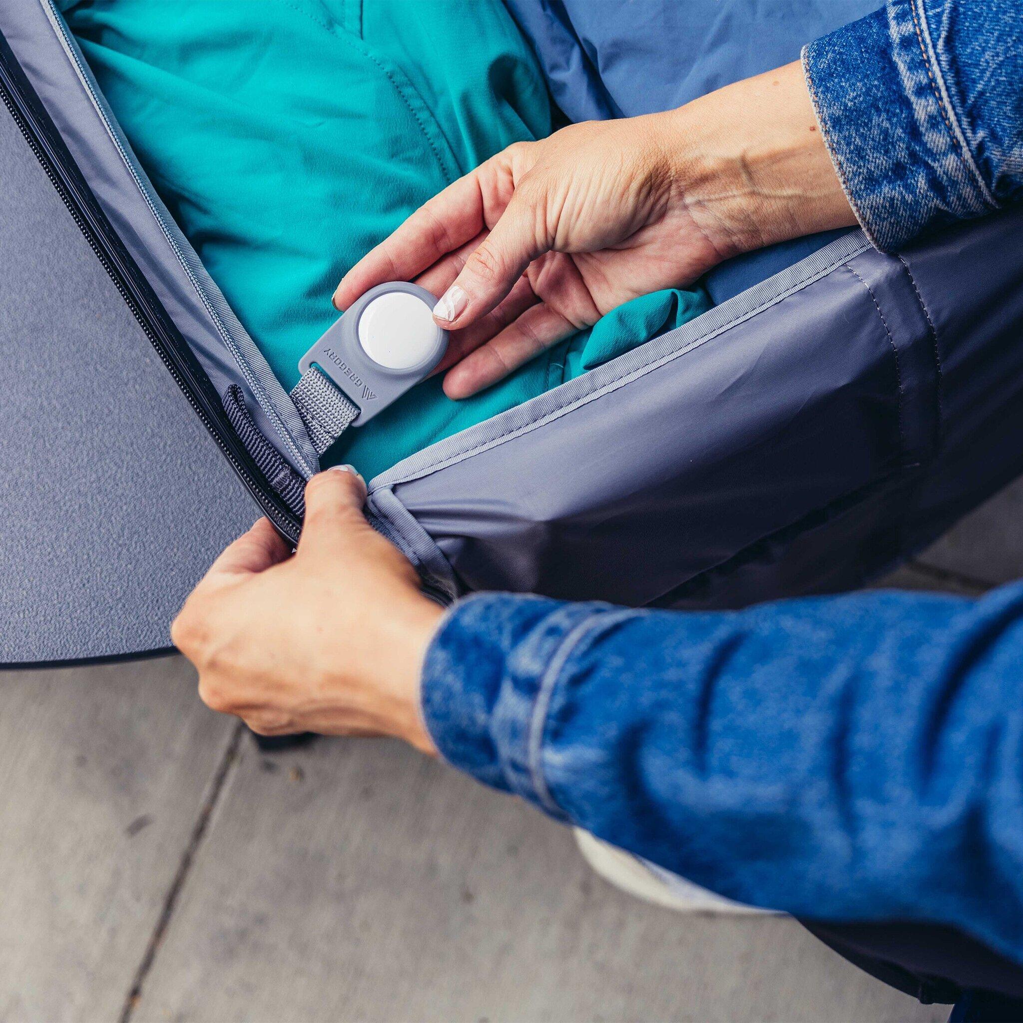 Product gallery image number 8 for product Quadro Pro 22" Hardcase Carry-On Luggage 44L