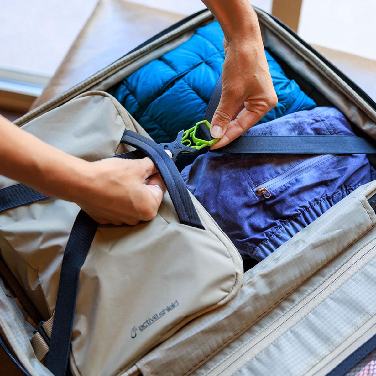 Numéro de l'image de la galerie de produits 7 pour le produit Bagage à main Cache 42 L