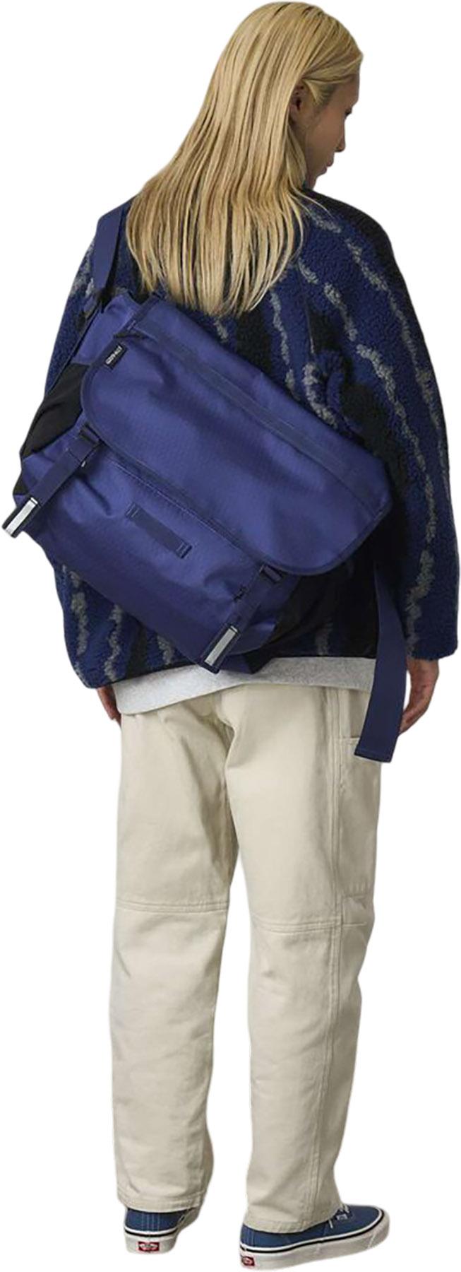 Product gallery image number 2 for product Messenger Bag 25L