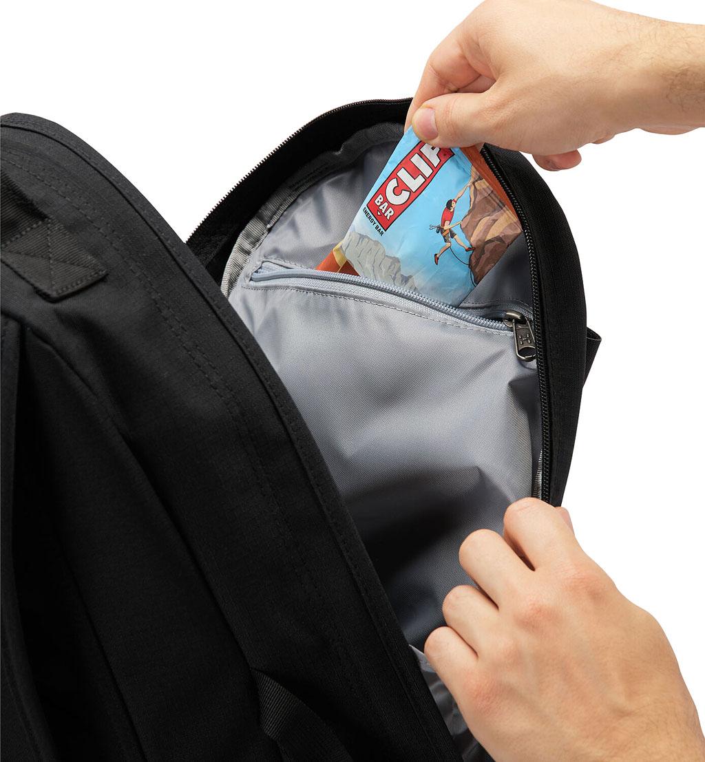 Product gallery image number 7 for product Tight Medium Backpack 20L