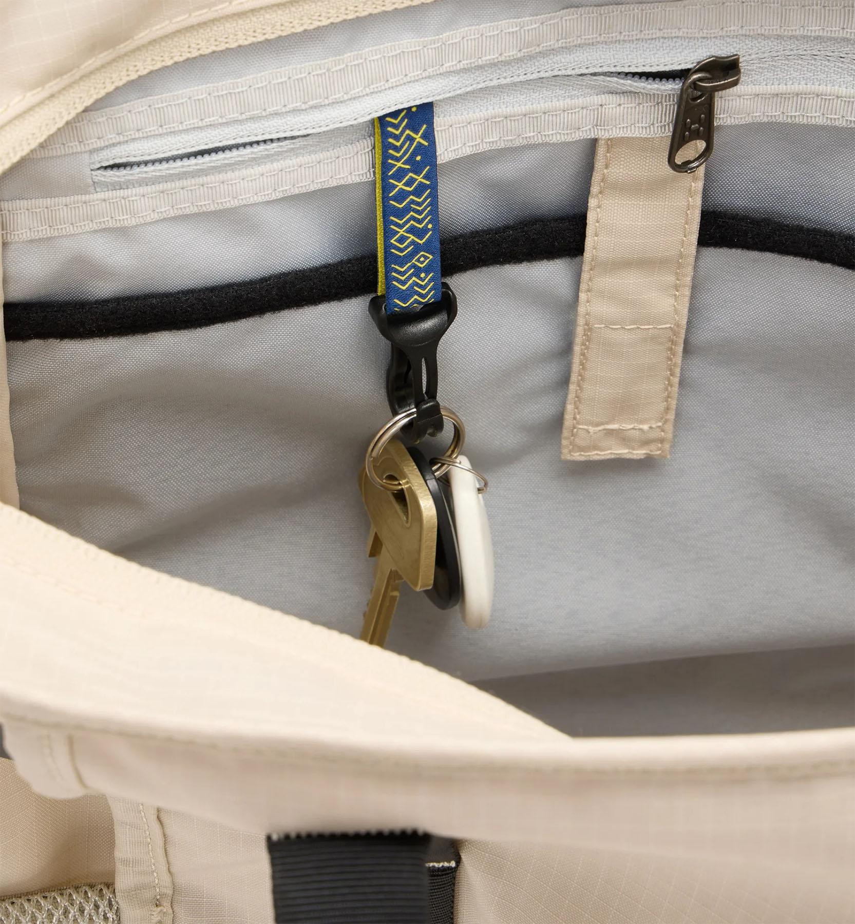 Product gallery image number 3 for product Tight Tote Bag 25L