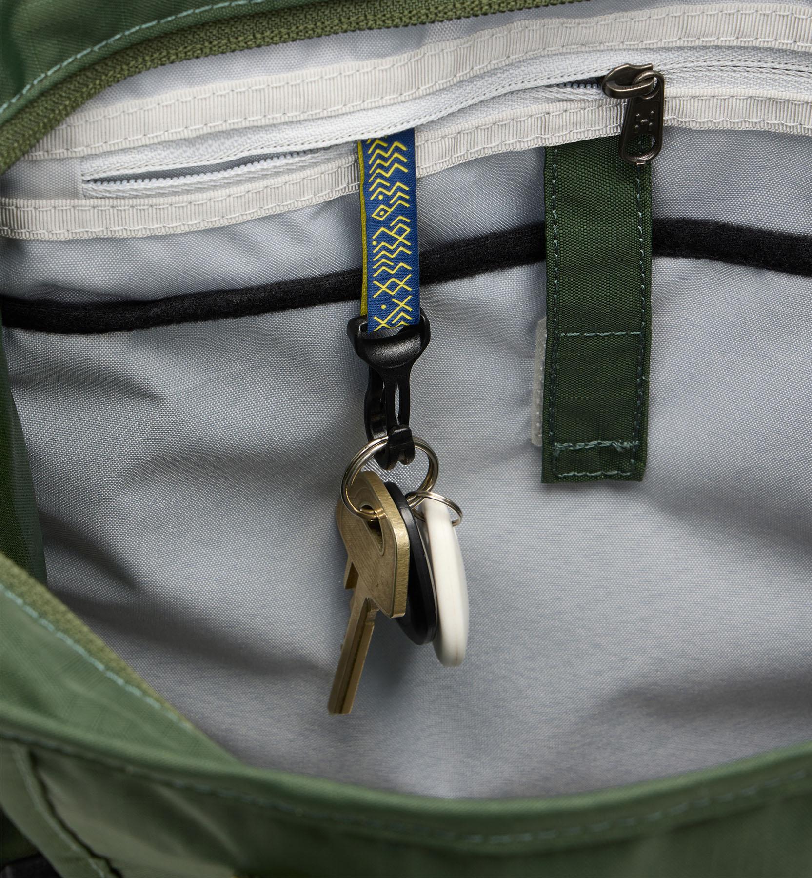 Product gallery image number 4 for product Tight Tote Bag 25L