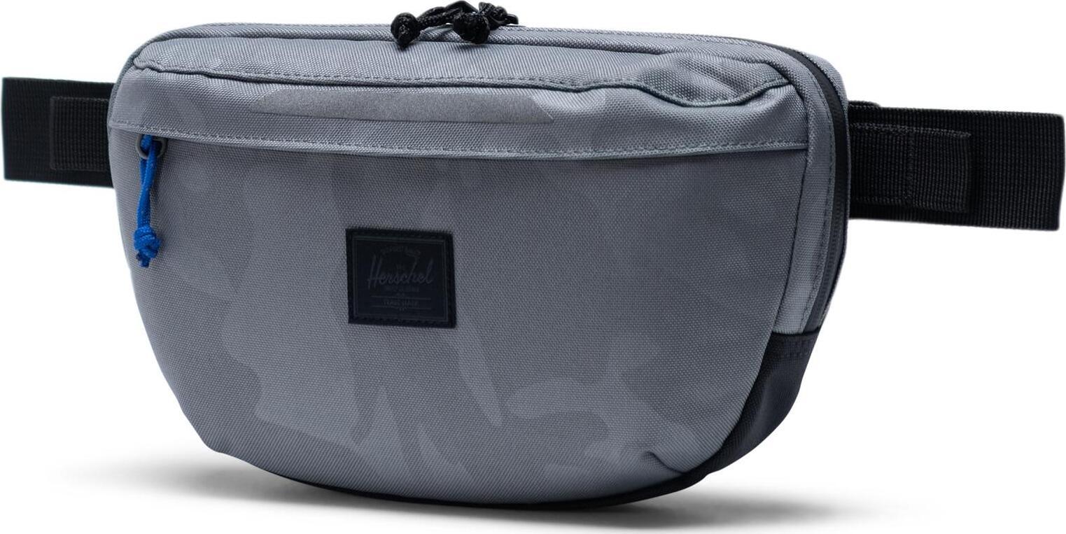 Product gallery image number 2 for product Nineteen Hip Pack