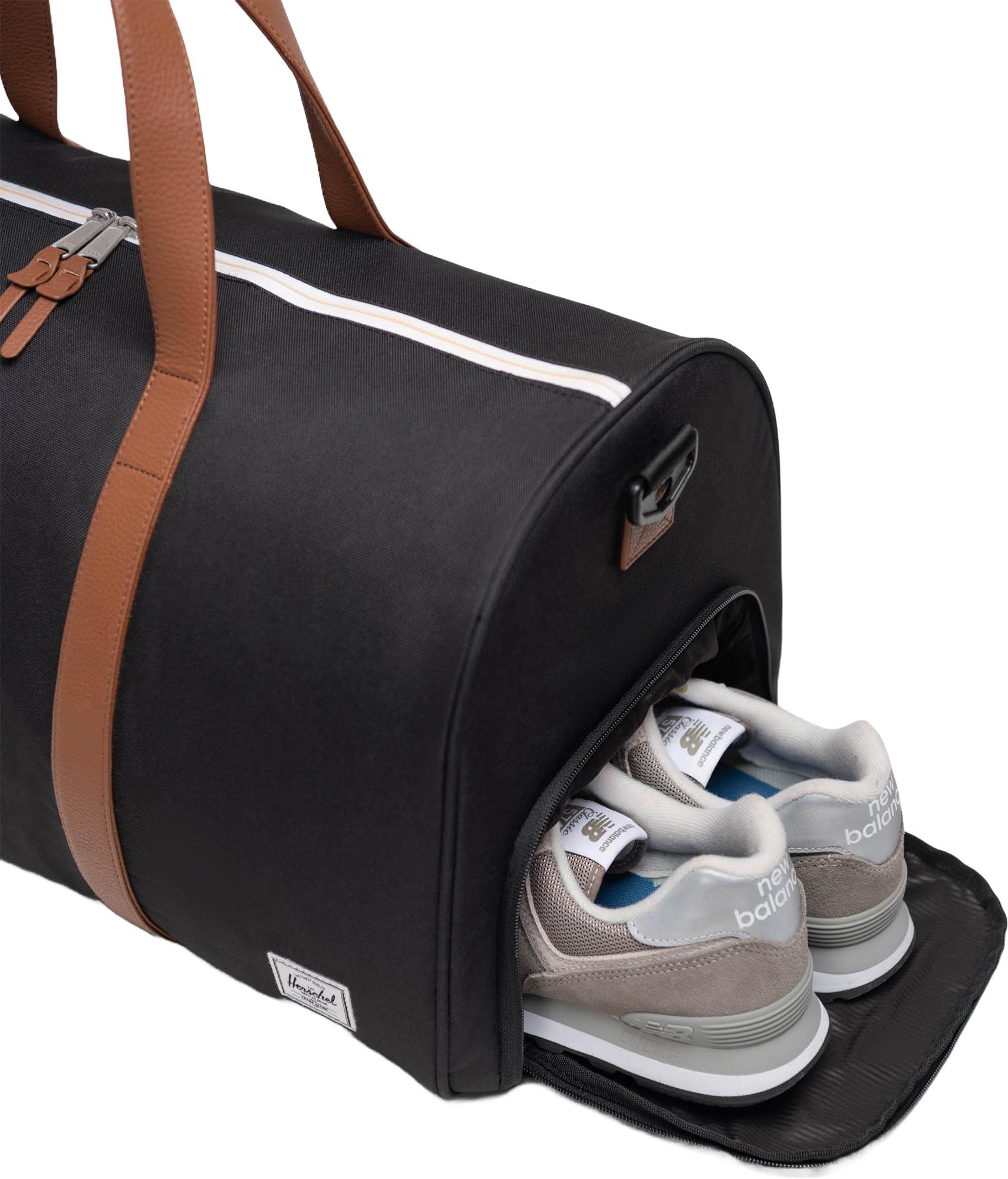 Product gallery image number 3 for product Herschel Novel Duffle 43L