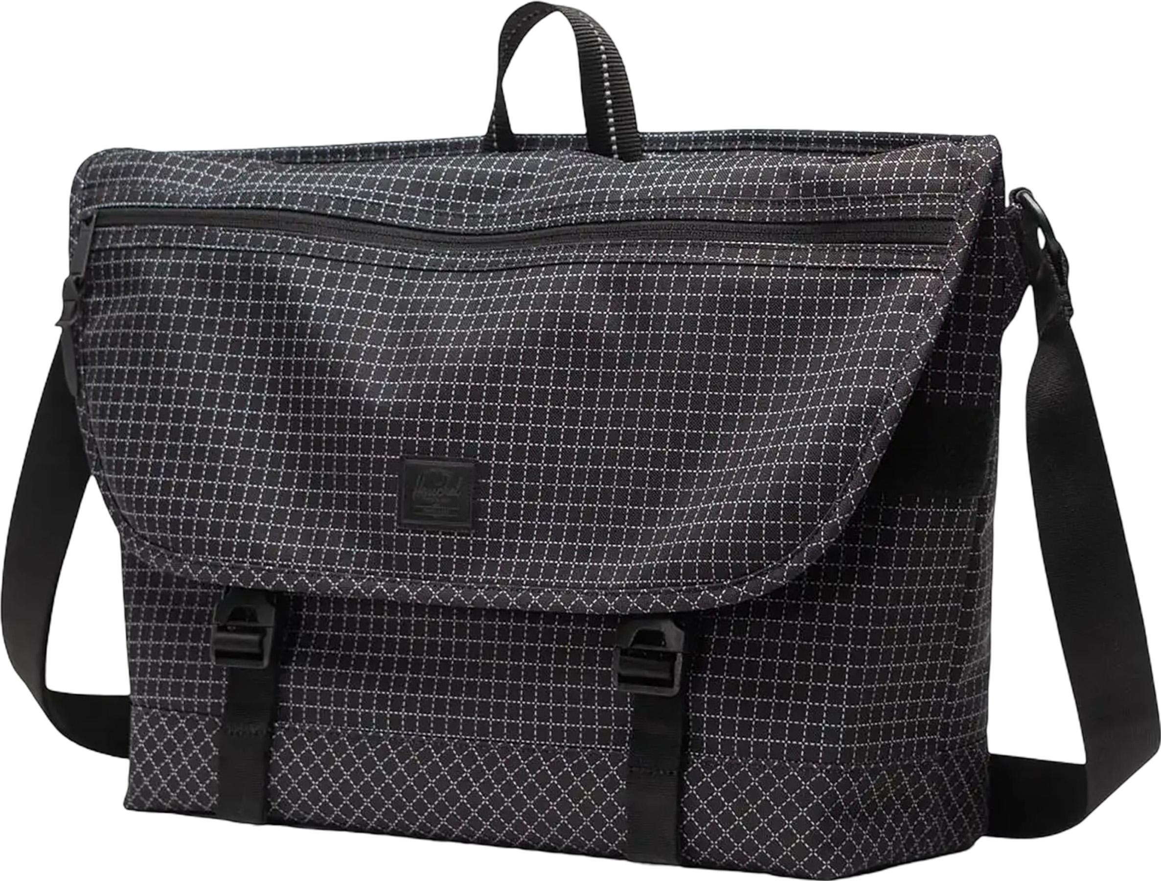 Product gallery image number 4 for product Cove Messenger Bag 22.5L