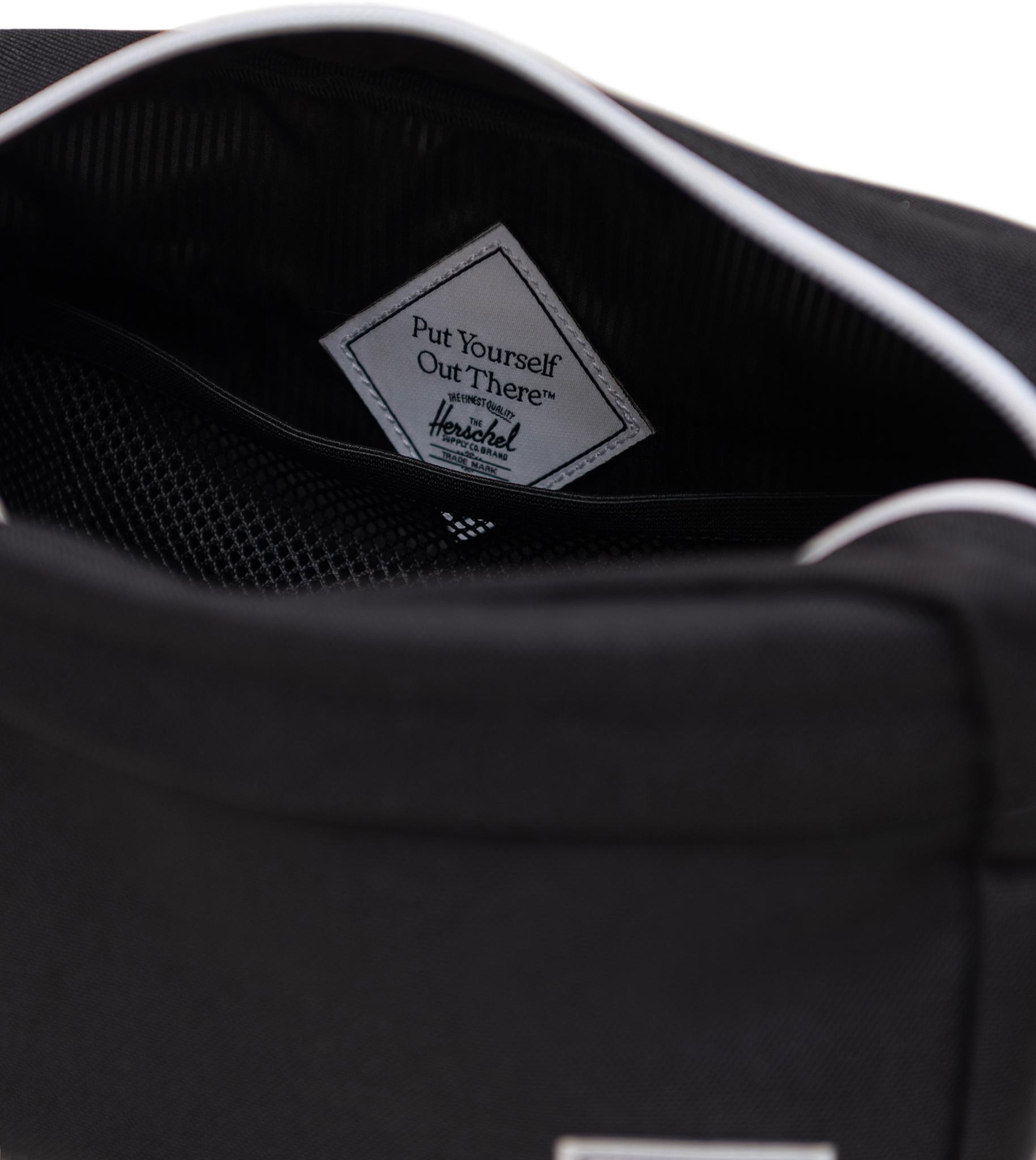 Product gallery image number 5 for product Chapter Travel Kit 5L