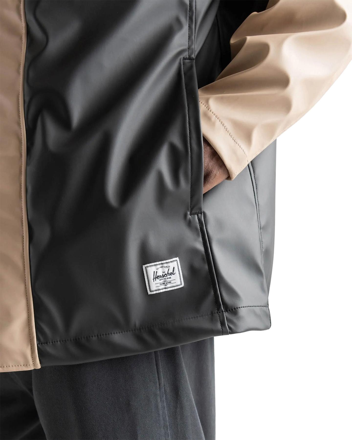 Numéro de l'image de la galerie de produits 5 pour le produit Manteau de pluie classique - Homme