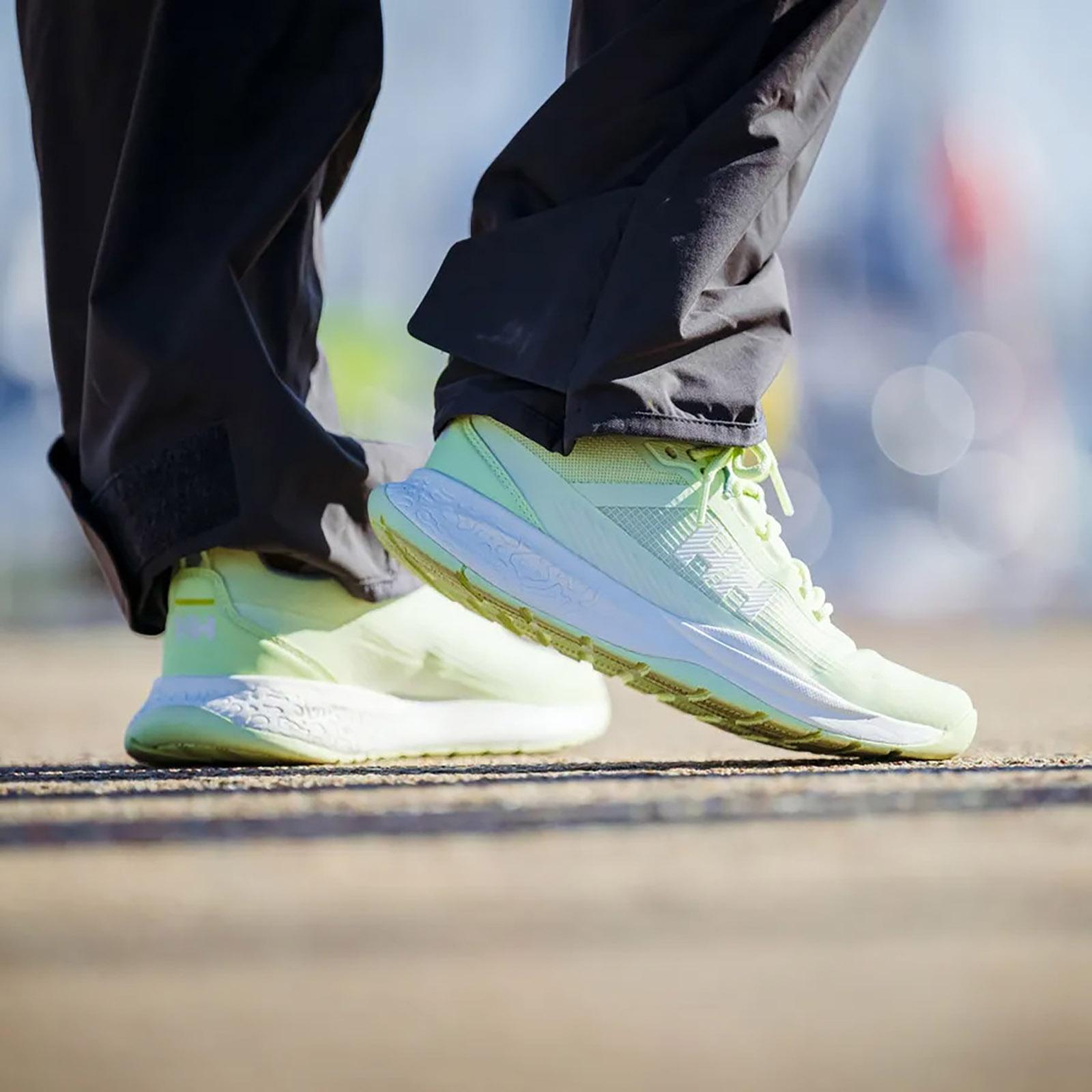 Product gallery image number 4 for product Souliers de voile Crew Low - Femme