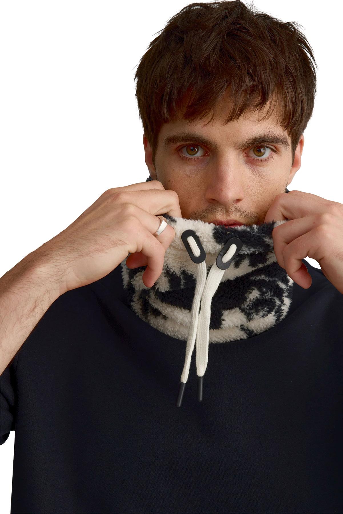 Product image for The Winter Essential Plush Neck Tube - Unisex
