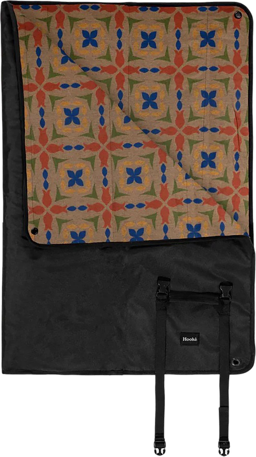 Product image for Tapiskwan Waterproof Outdoor Blanket