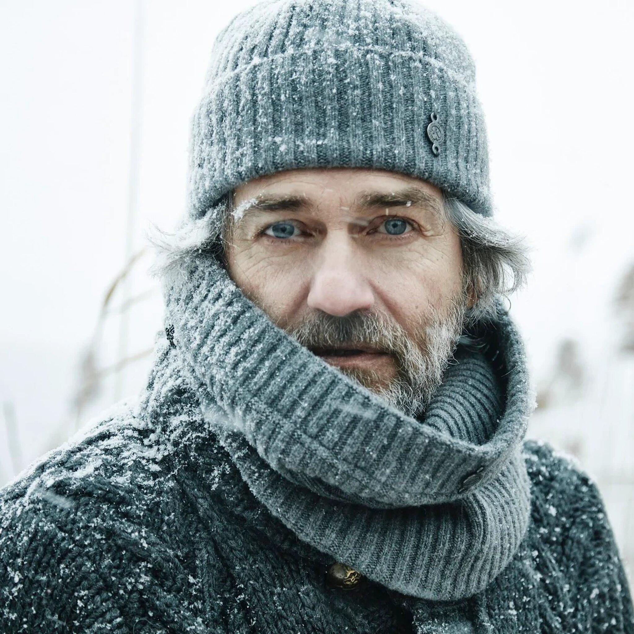 Numéro de l'image de la galerie de produits 2 pour le produit Tuque en cachemire recyclé