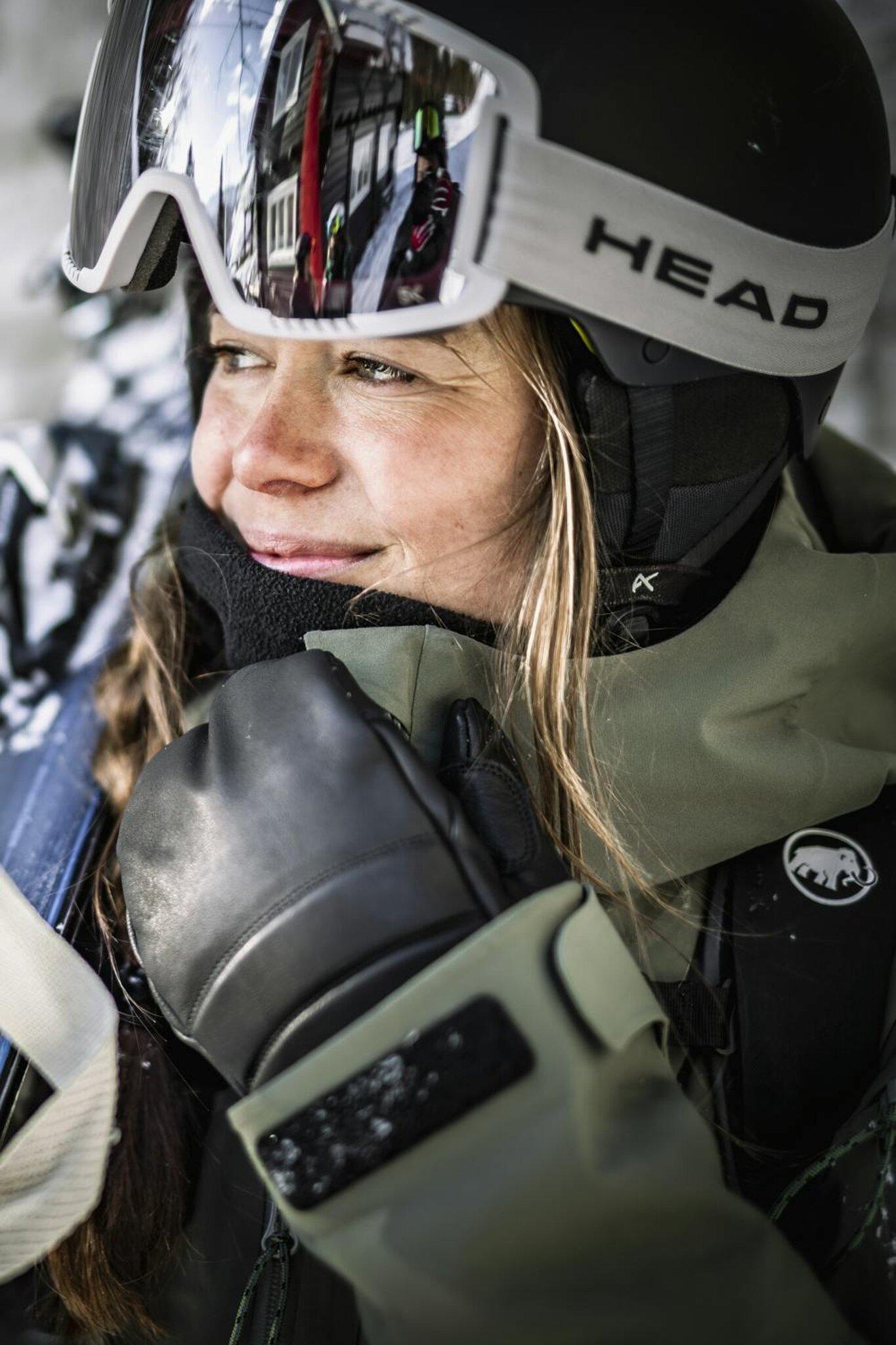 Product gallery image number 8 for product Mitaines Fall Line - Femme