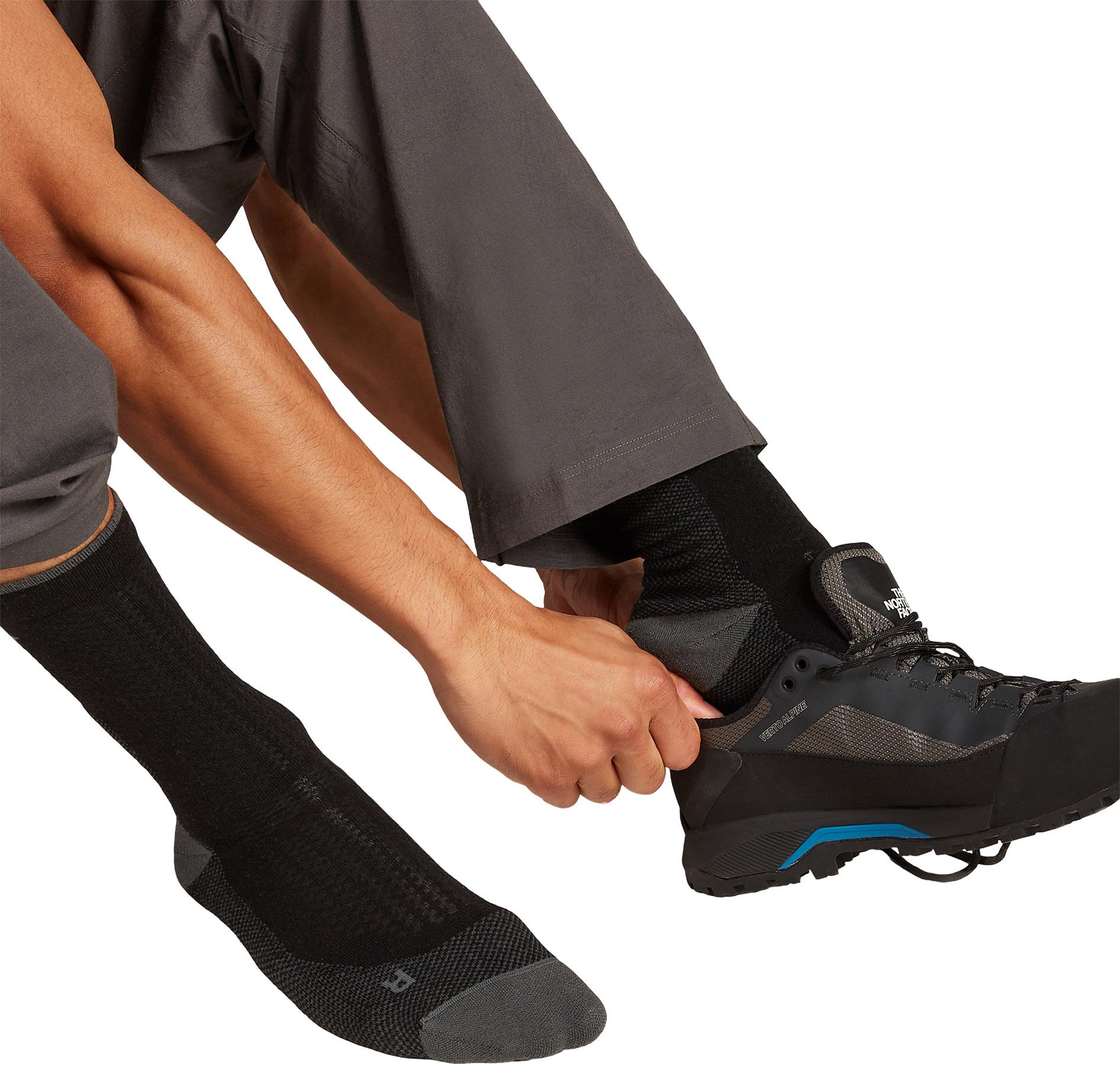 Numéro de l'image de la galerie de produits 2 pour le produit Chaussettes mi-mollet en mérinos ultra-léger Hike+ - Homme