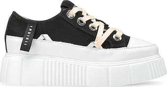 Product gallery image number 3 for product Souliers sport basses en toile Matilda 23 - Femme