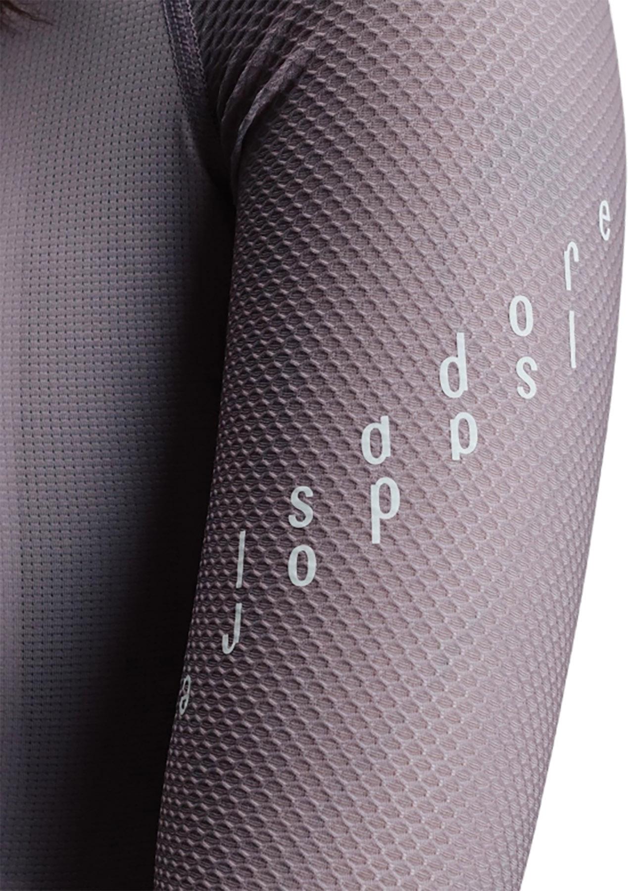 Numéro de l'image de la galerie de produits 5 pour le produit Maillot à manches longues exceptionnellement léger Alternative - Femme