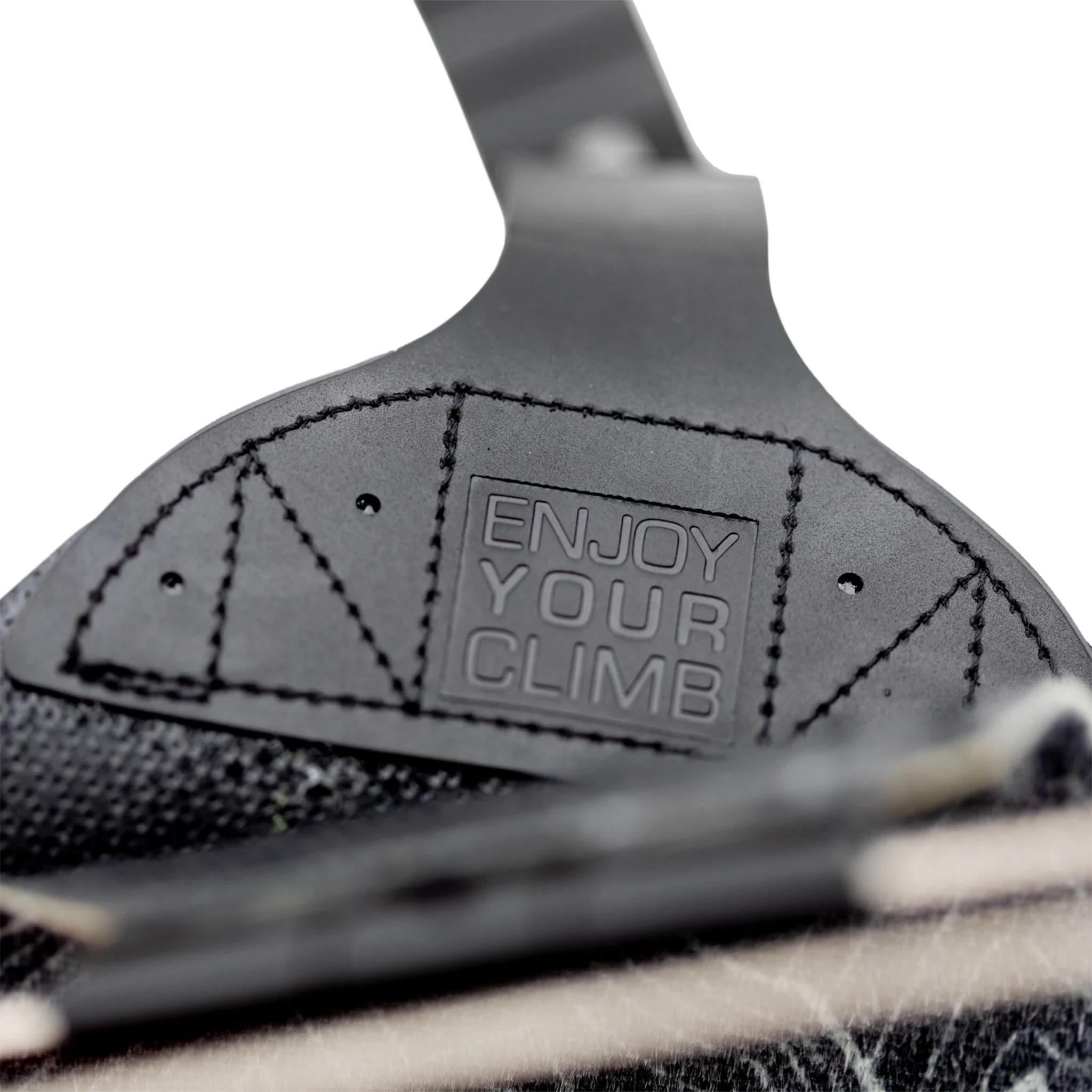 Product gallery image number 4 for product Pre-Cut Nomad Pro Splitboard Skins