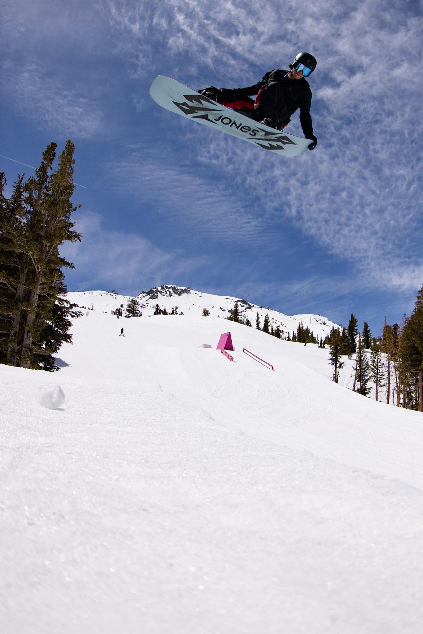 Product gallery image number 7 for product Mountain Twin Snowboard - Men's