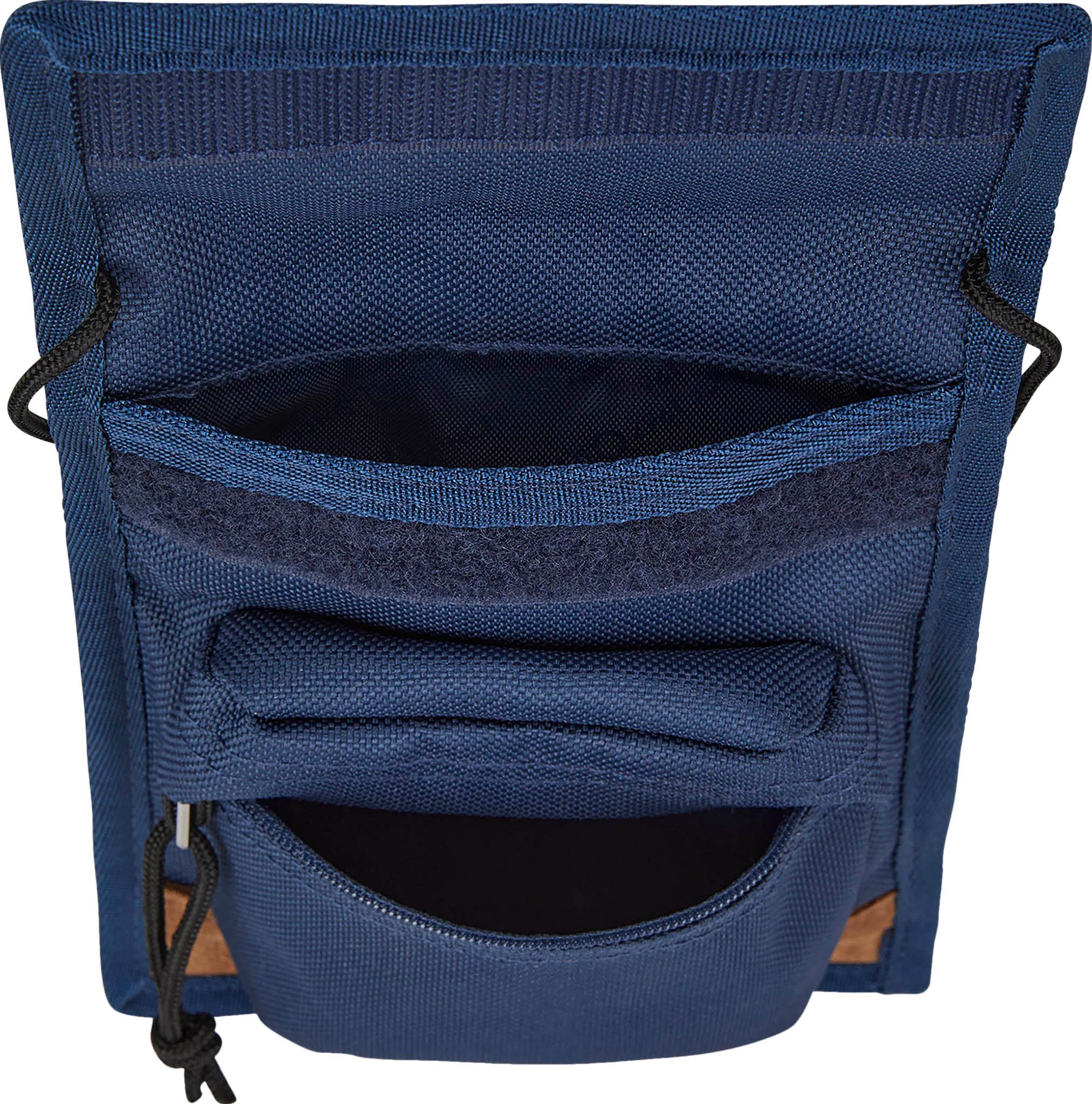 Numéro de l'image de la galerie de produits 5 pour le produit Sac à bandoulière Essential Carryall 0.7L