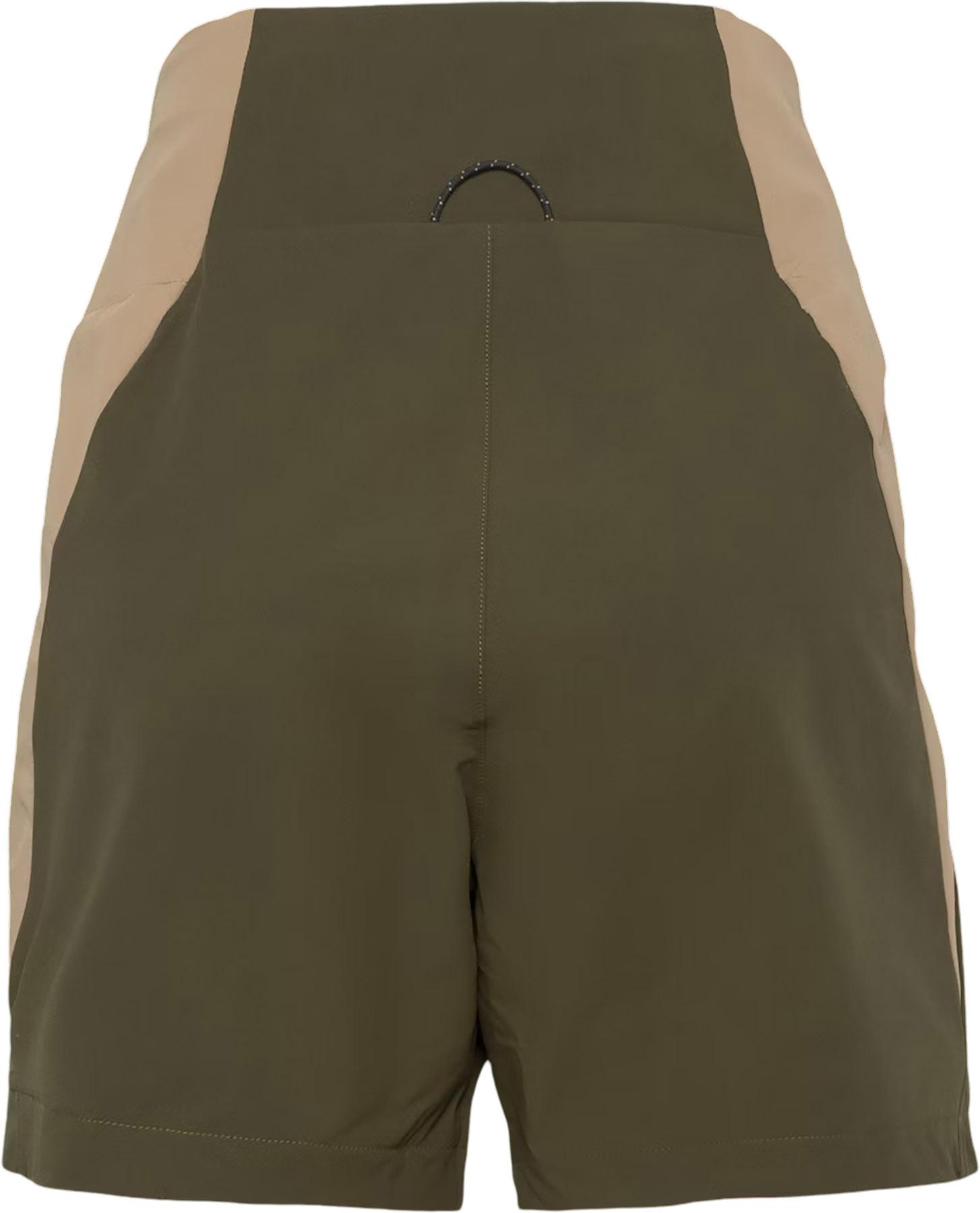 Numéro de l'image de la galerie de produits 2 pour le produit Short Henni 5&nbsp;po - Femme