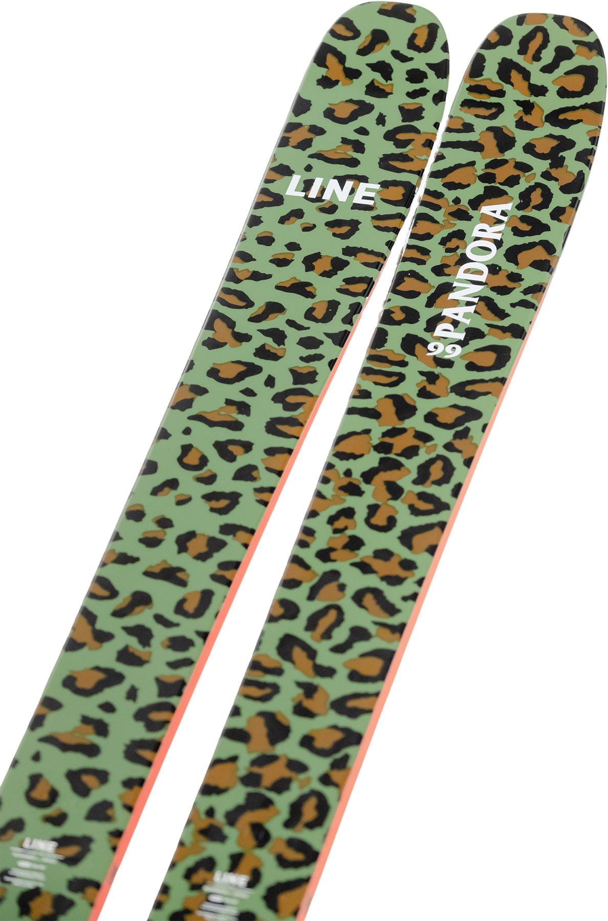 Numéro de l'image de la galerie de produits 3 pour le produit Skis camouflage Pandora 99