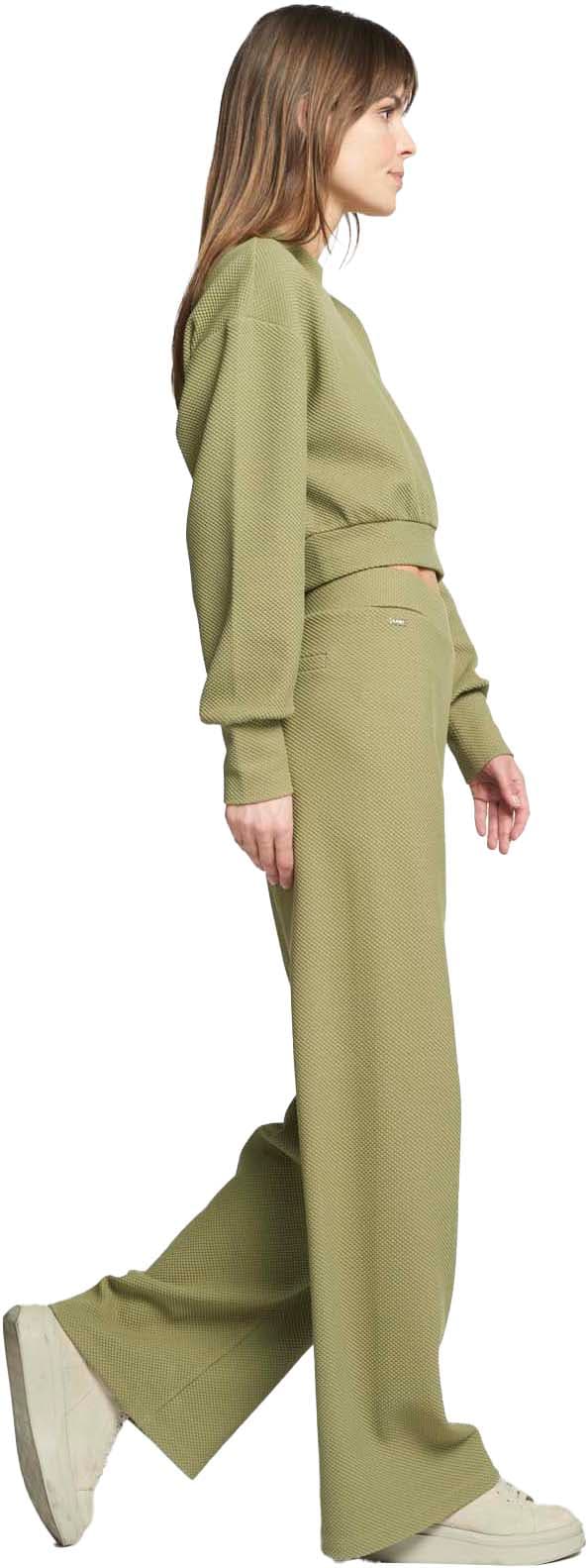 Numéro de l'image de la galerie de produits 3 pour le produit Chandail court Moon - Femme