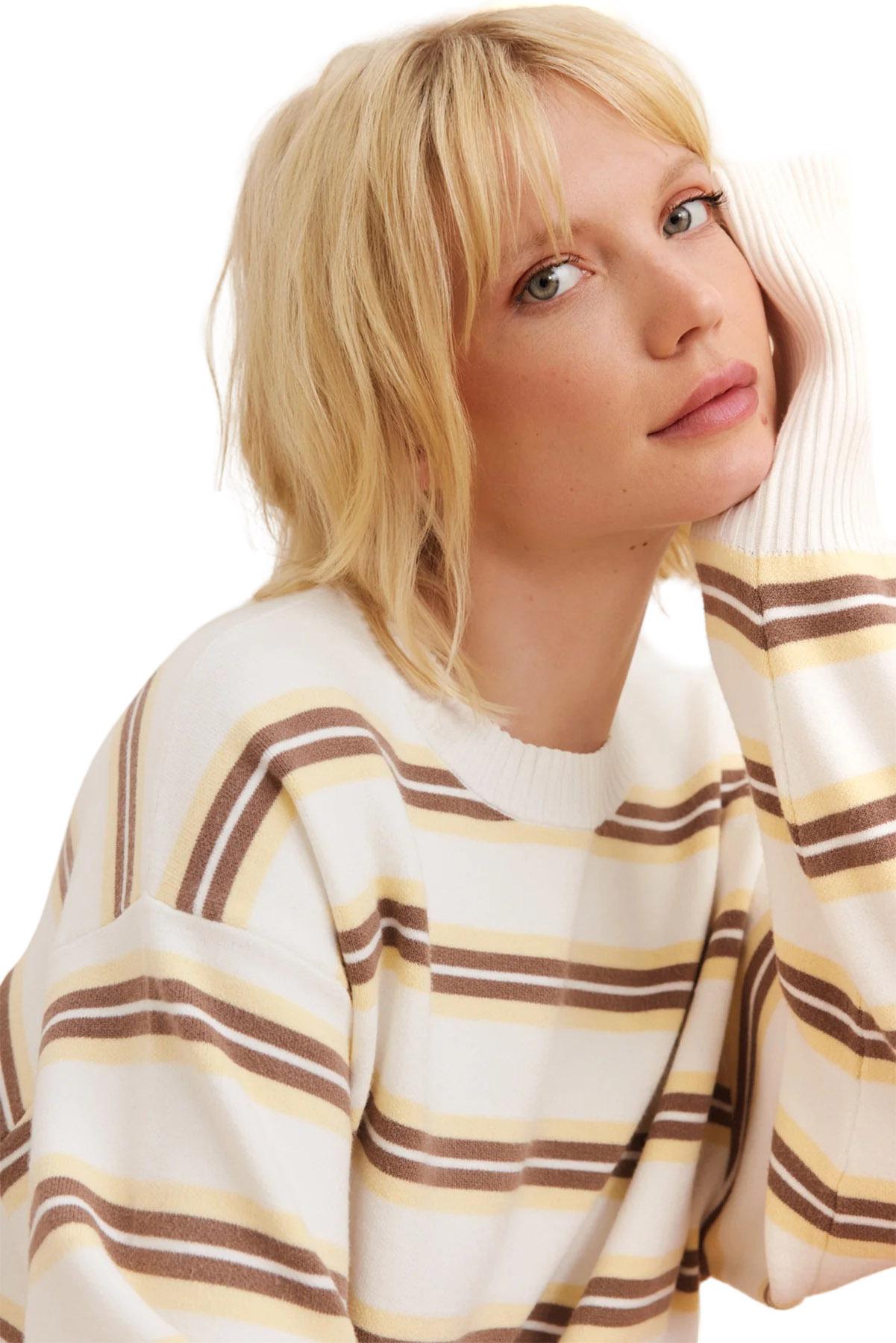 Product gallery image number 2 for product Pull court à rayures Olly - Femme