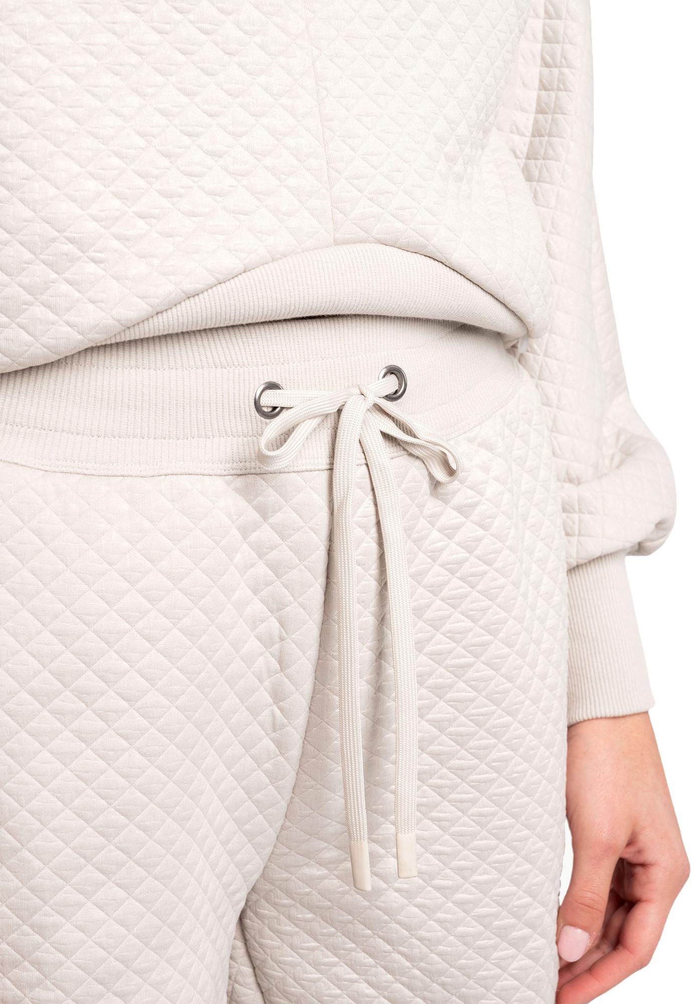 Numéro de l'image de la galerie de produits 4 pour le produit Quilted Air Layer Shorts - Women's