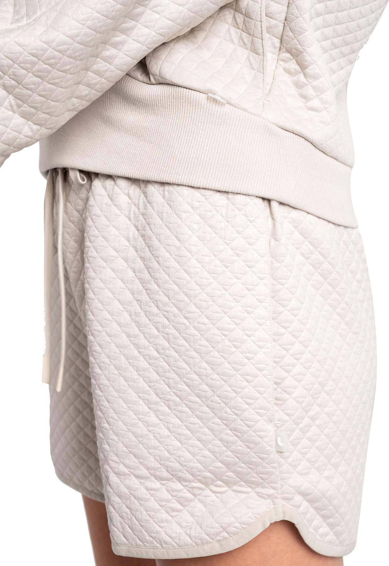 Numéro de l'image de la galerie de produits 6 pour le produit Quilted Air Layer Shorts - Women's