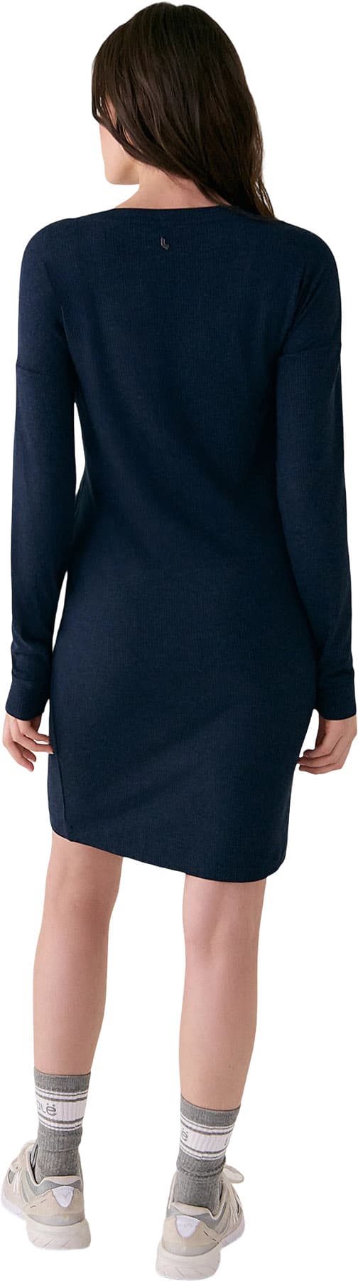 Numéro de l'image de la galerie de produits 2 pour le produit Robe à col en V Traverse - Femme